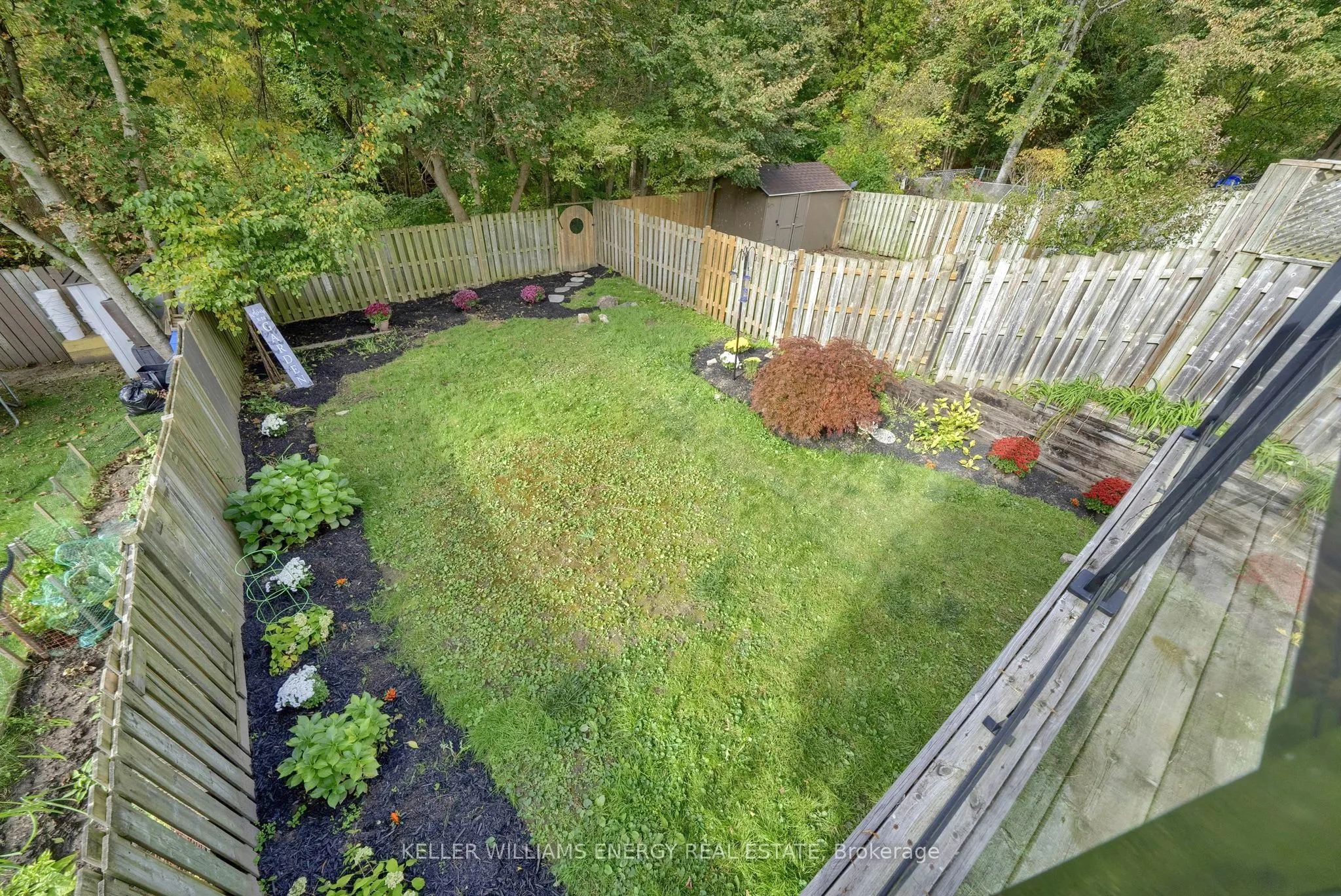 518 Camelot Drive