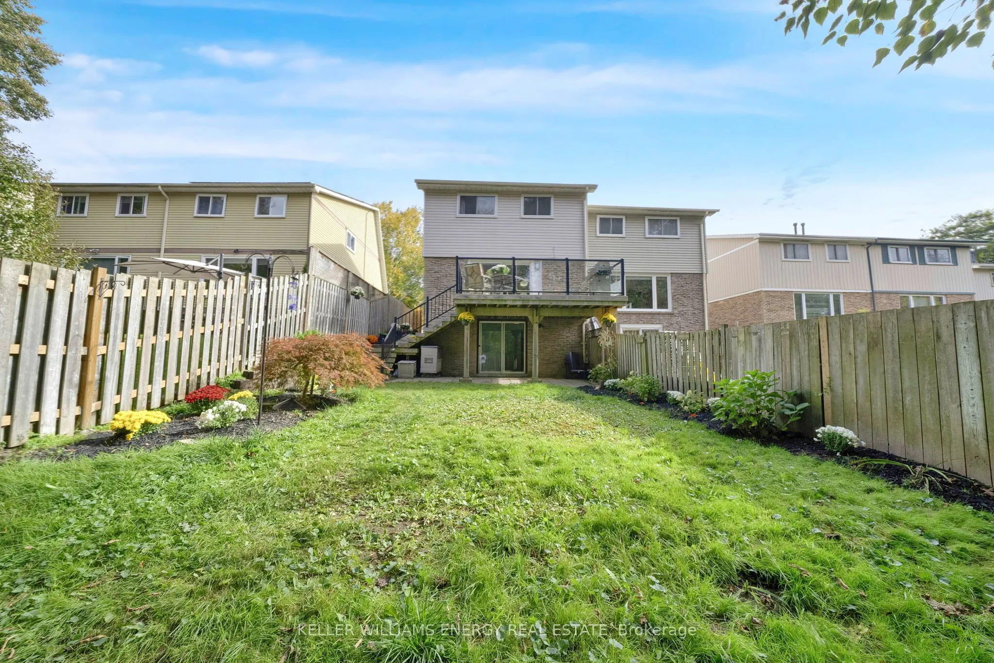 518 Camelot Drive