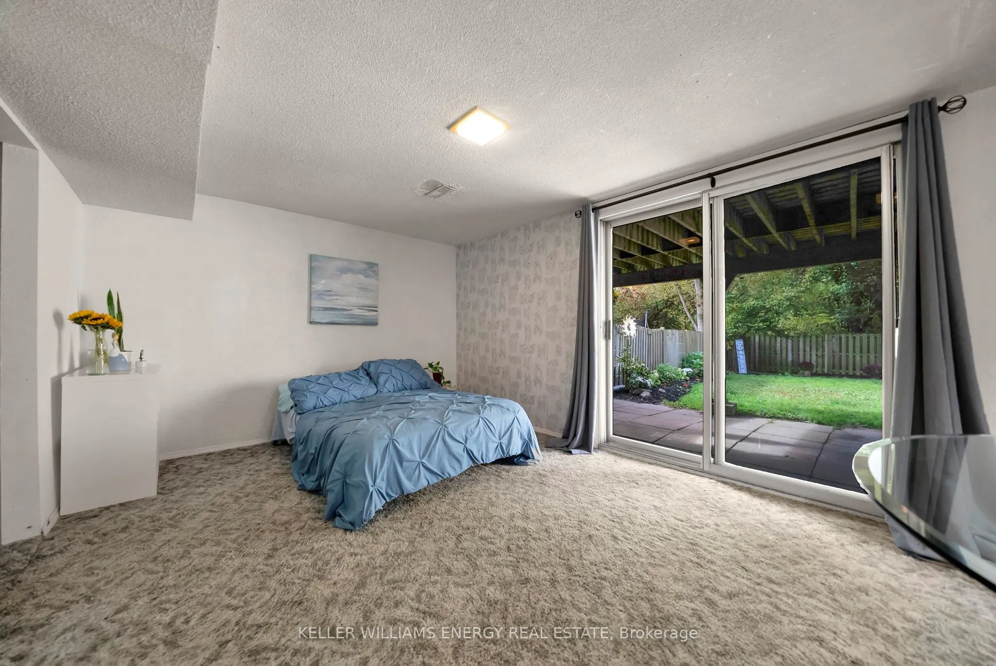 518 Camelot Drive