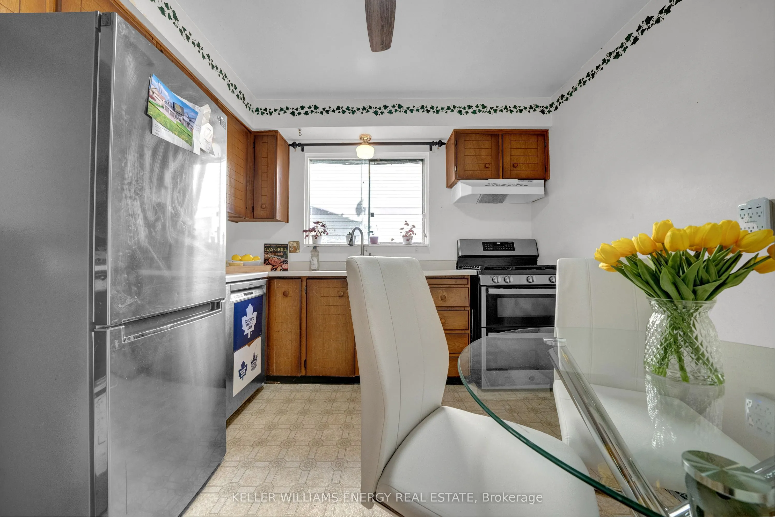 518 Camelot Drive