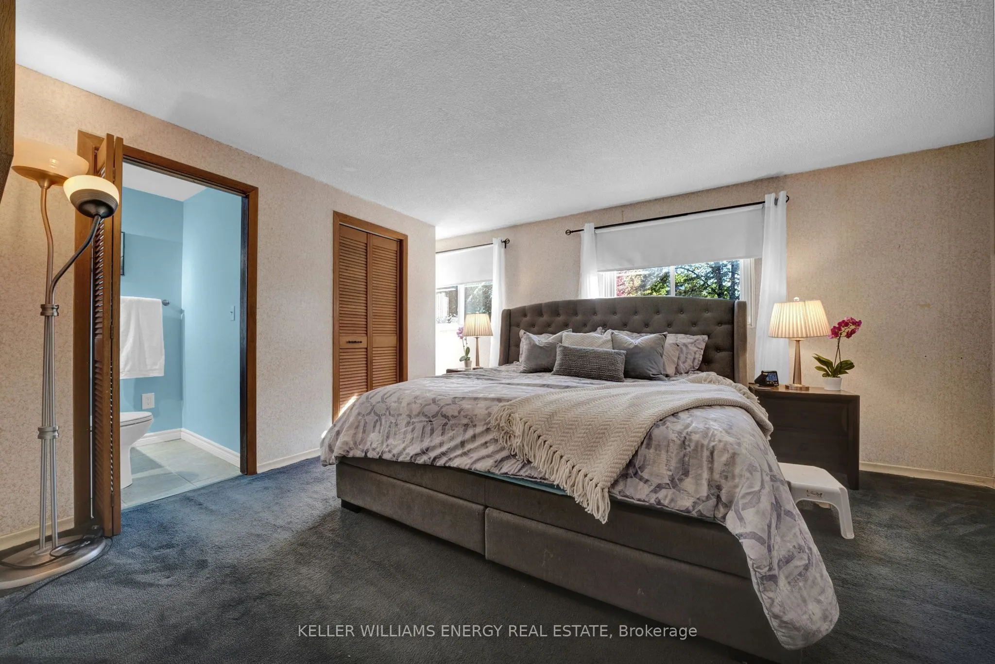 518 Camelot Drive