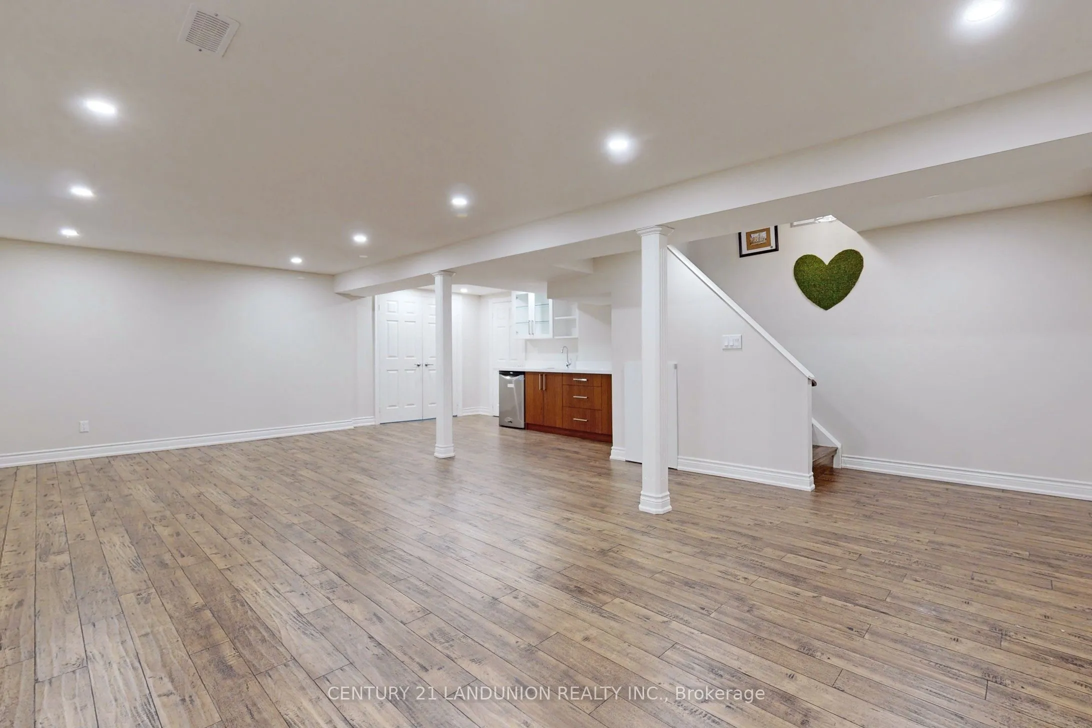 757 Huntingwood Drive
