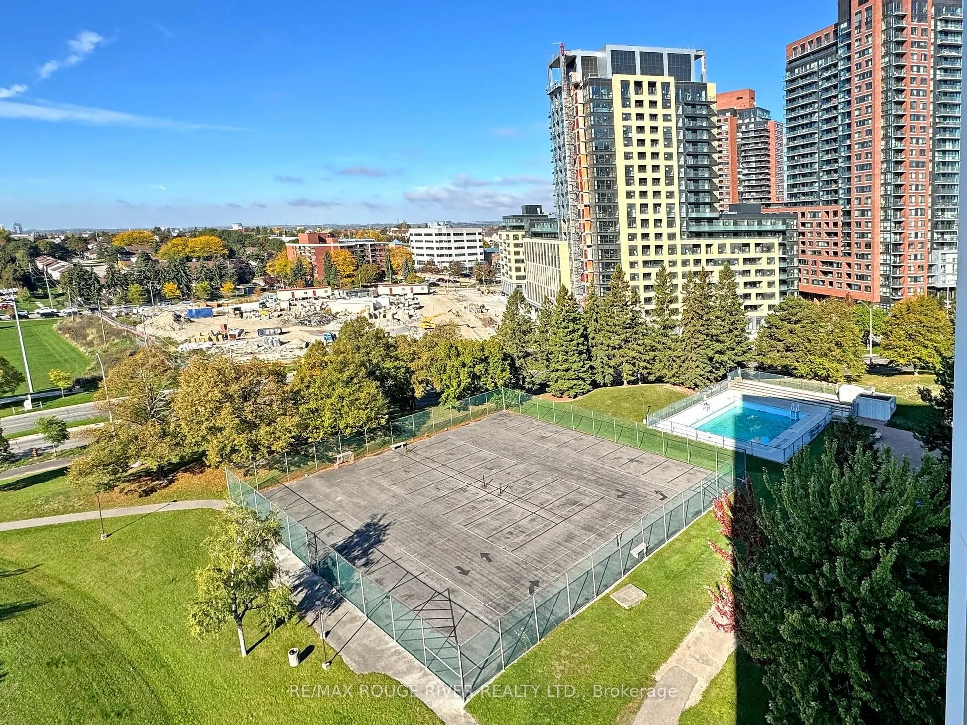 44 Falby Court, #902