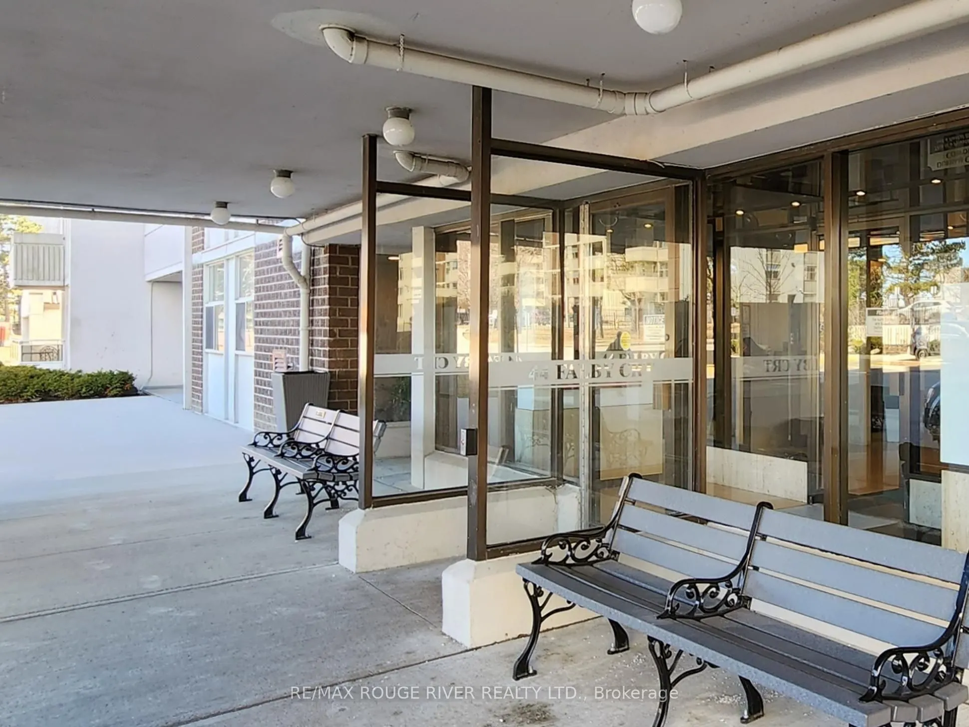 44 Falby Court, #902