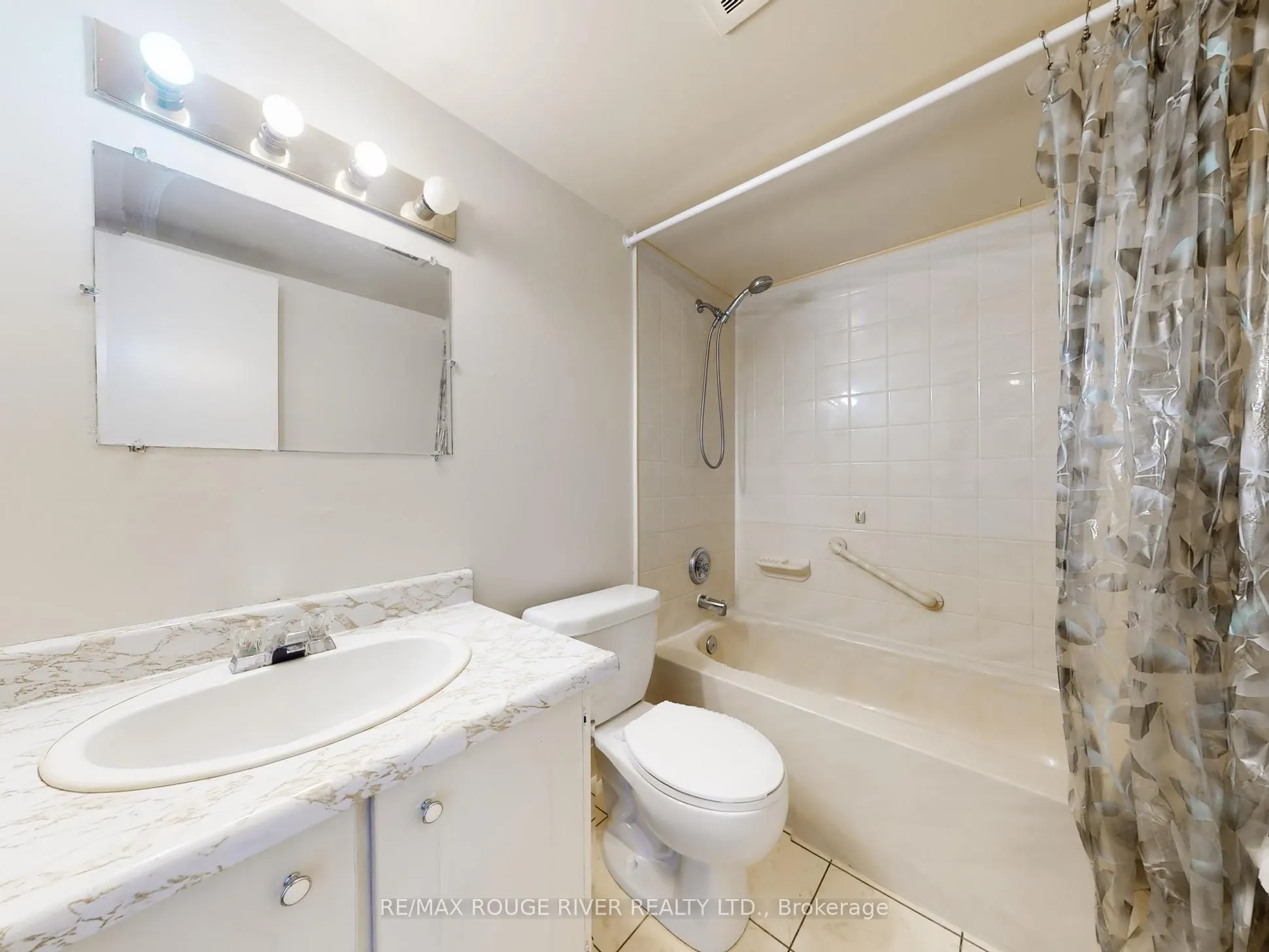 44 Falby Court, #902