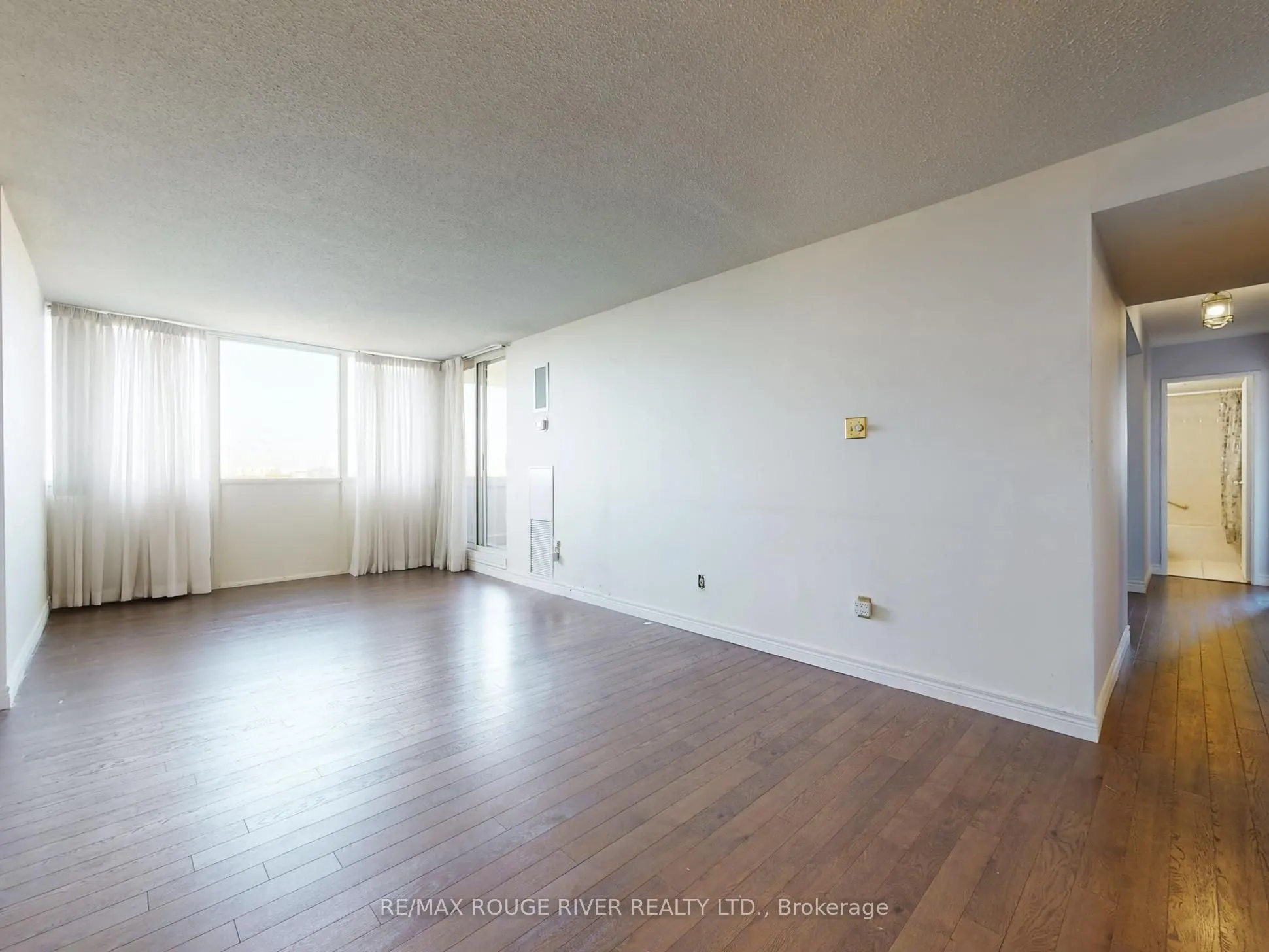 44 Falby Court, #902