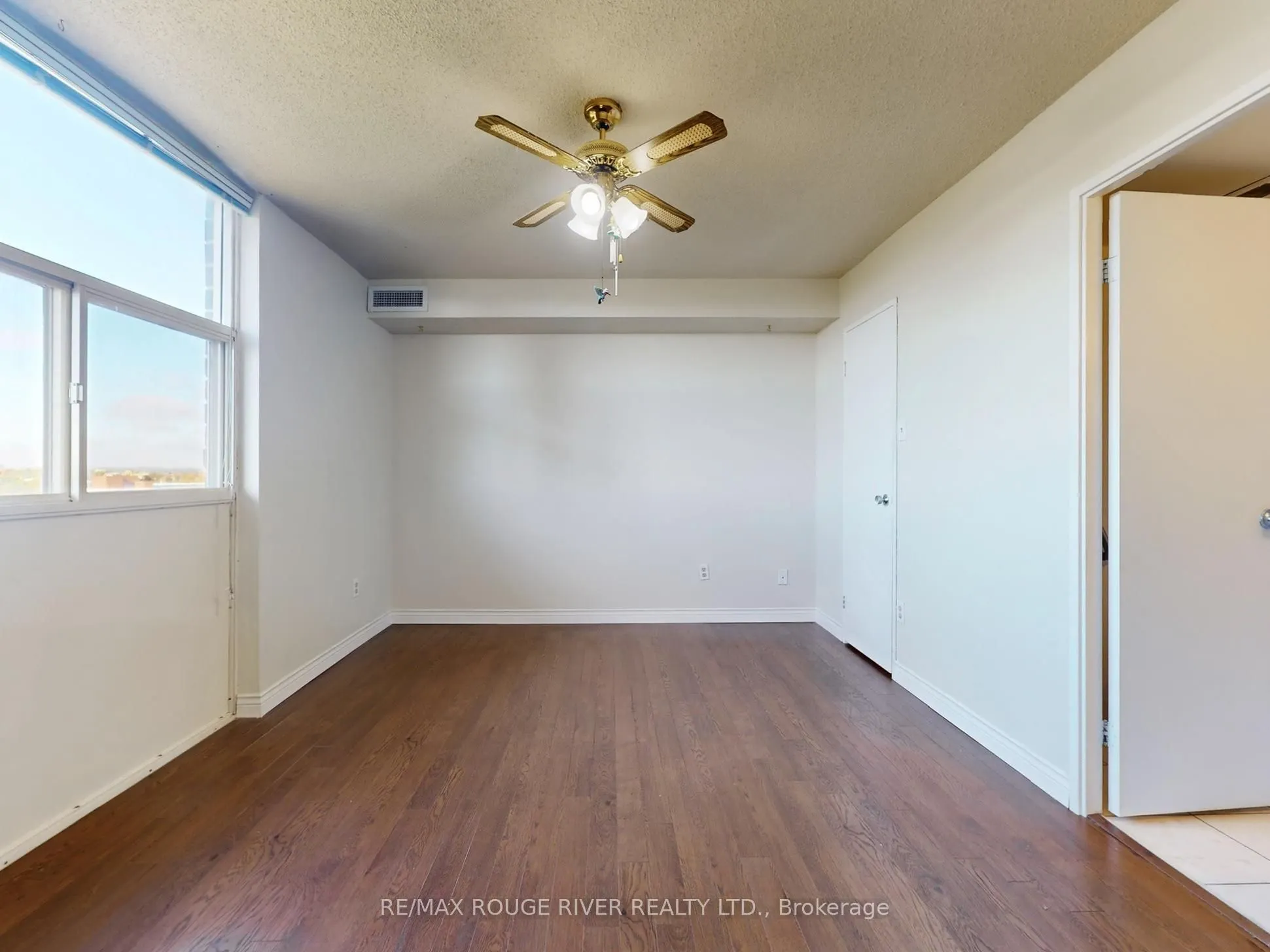 44 Falby Court, #902