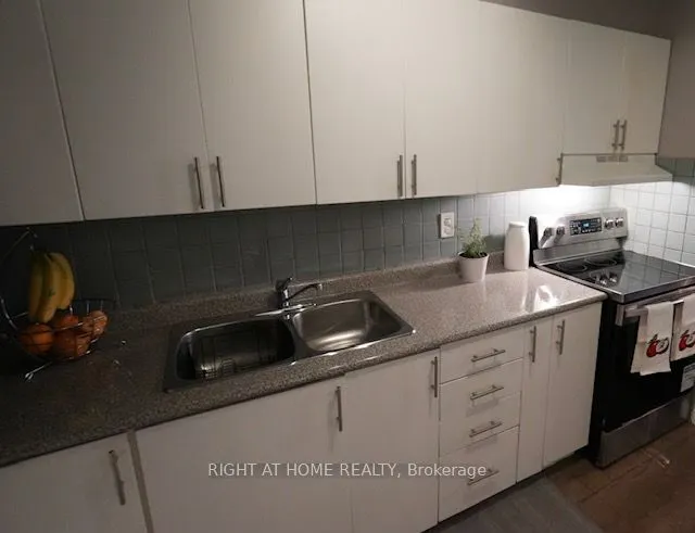 5 Massey Square, #411