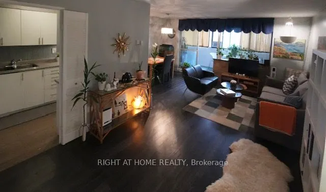 5 Massey Square, #411