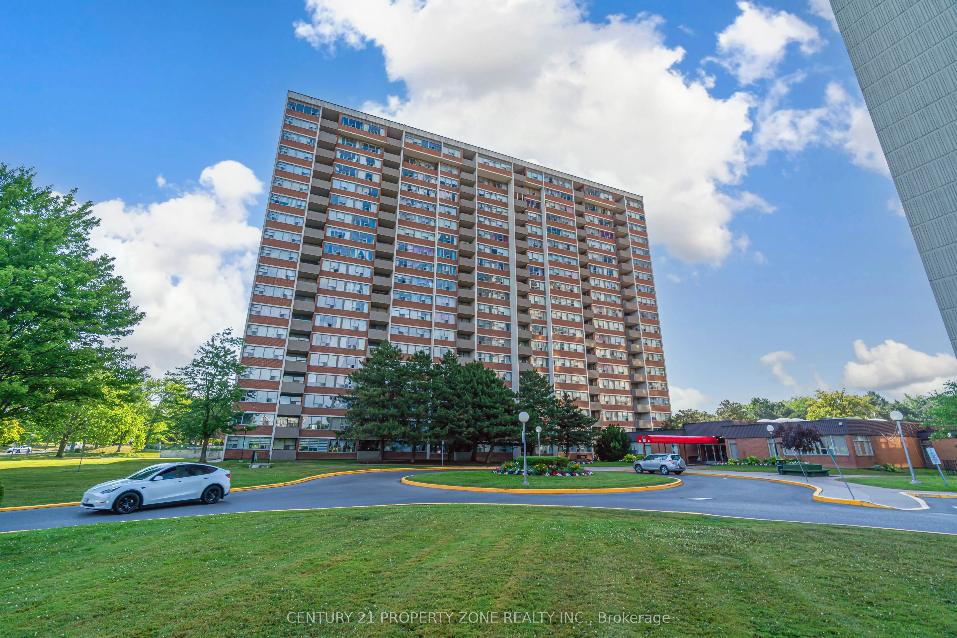 45 Silver Springs Boulevard, #209