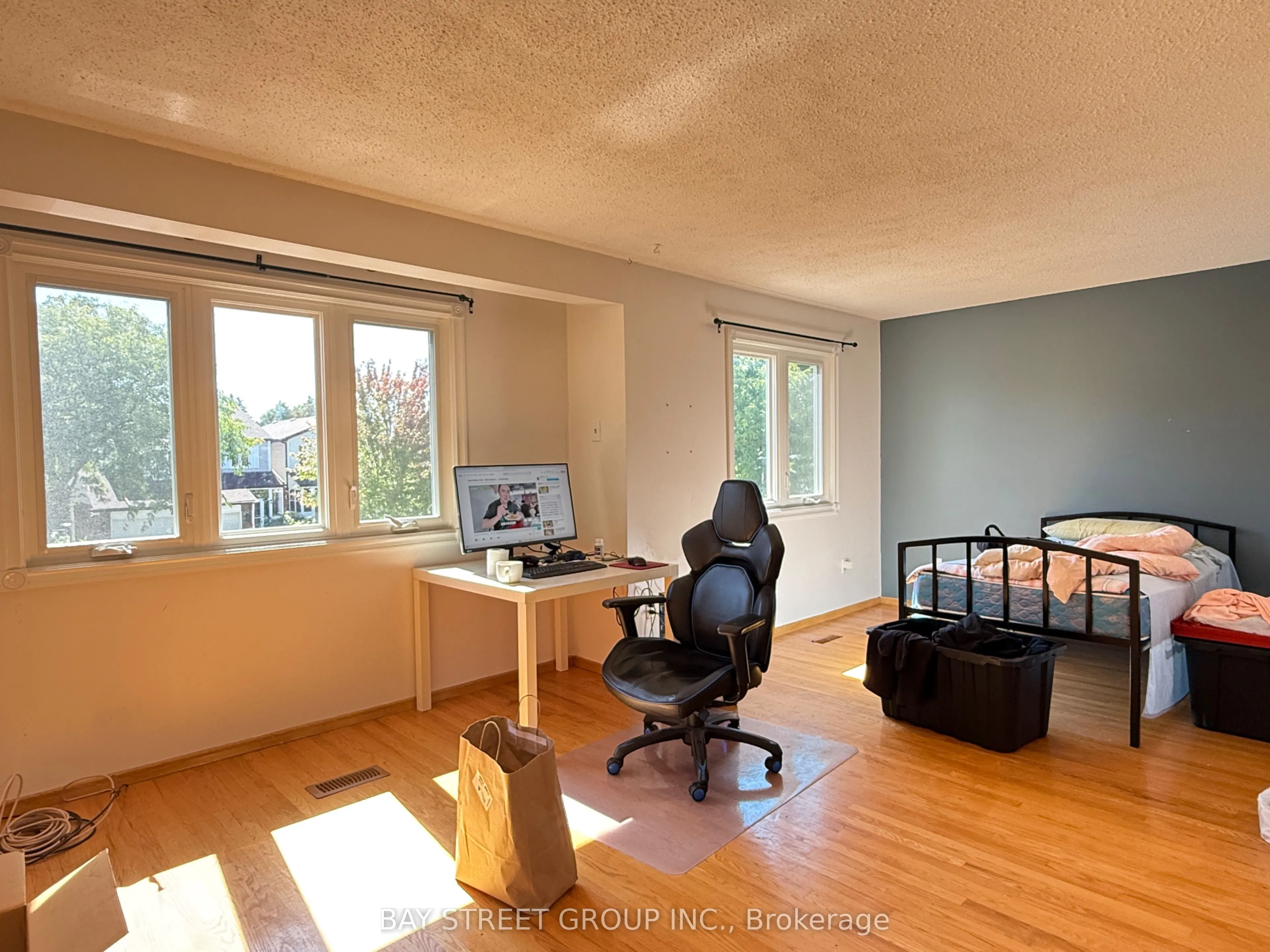 95 Fawndale Crescent, #Room 1
