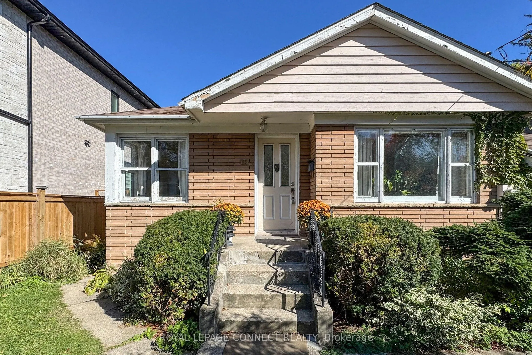 35 Muir Drive
