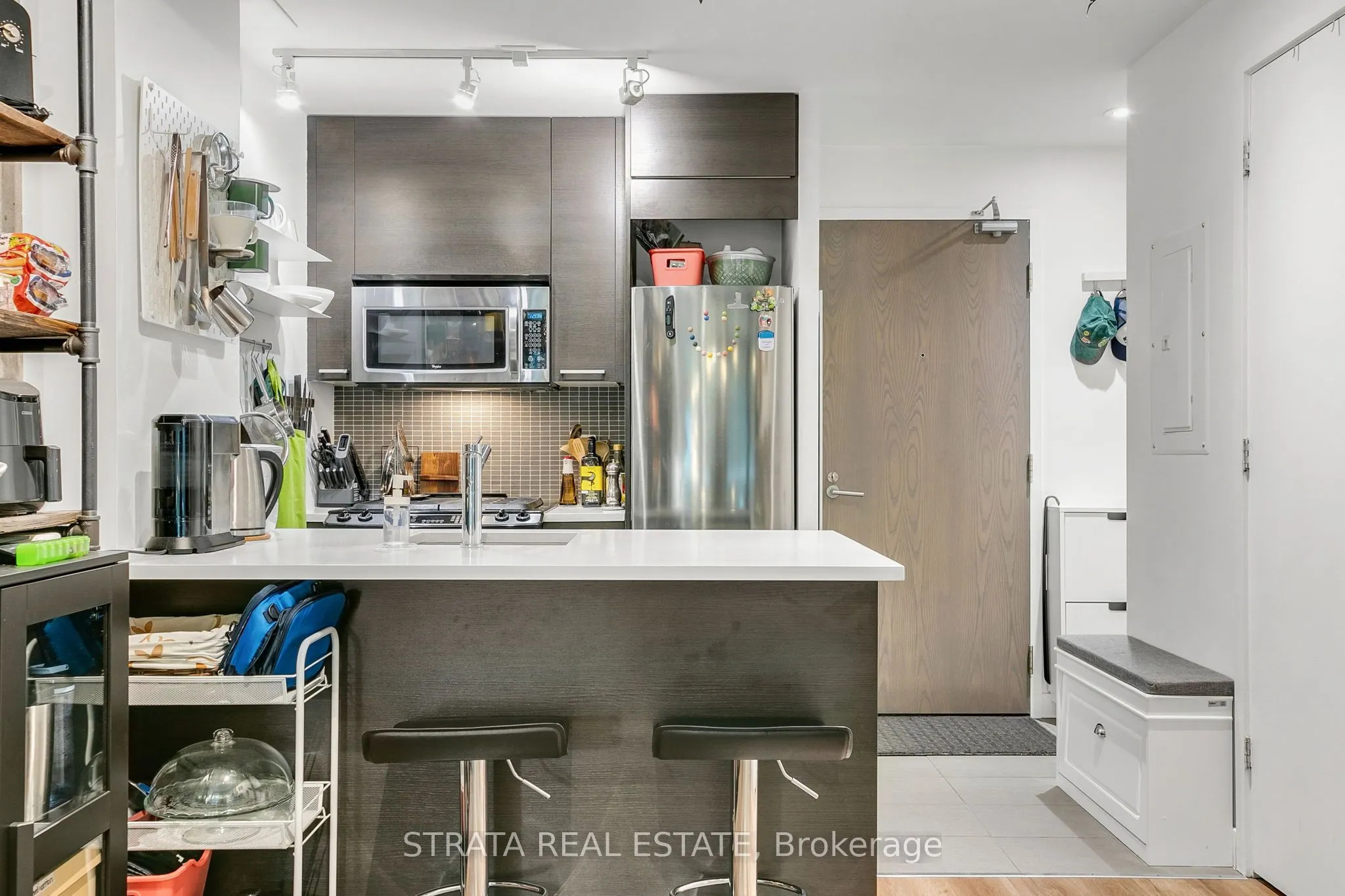 90 Broadview Avenue N, #218