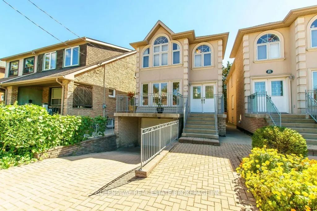 83 Floyd Avenue