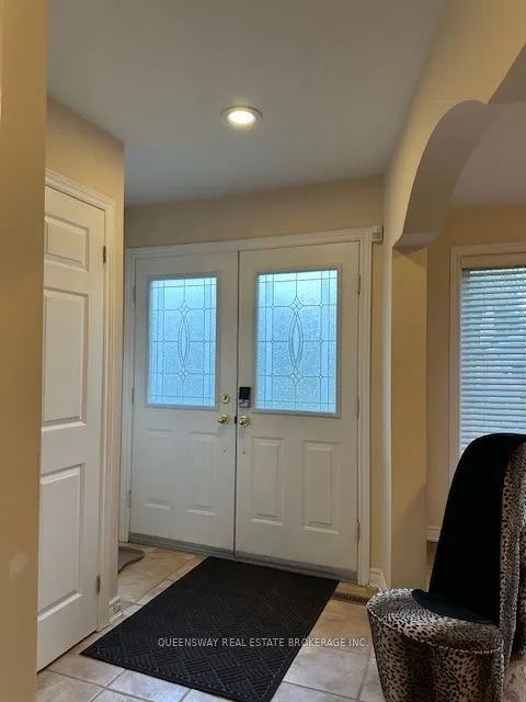 83 Floyd Avenue