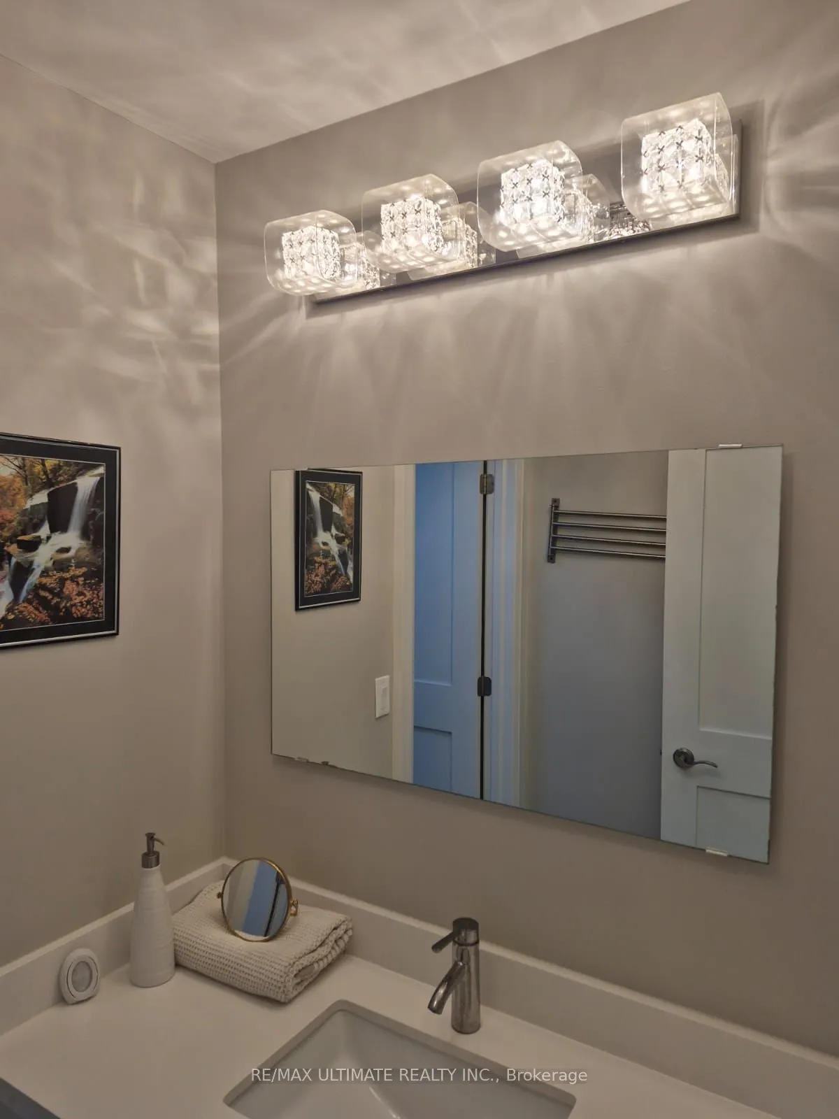 369 Lawson Road, #Room 2