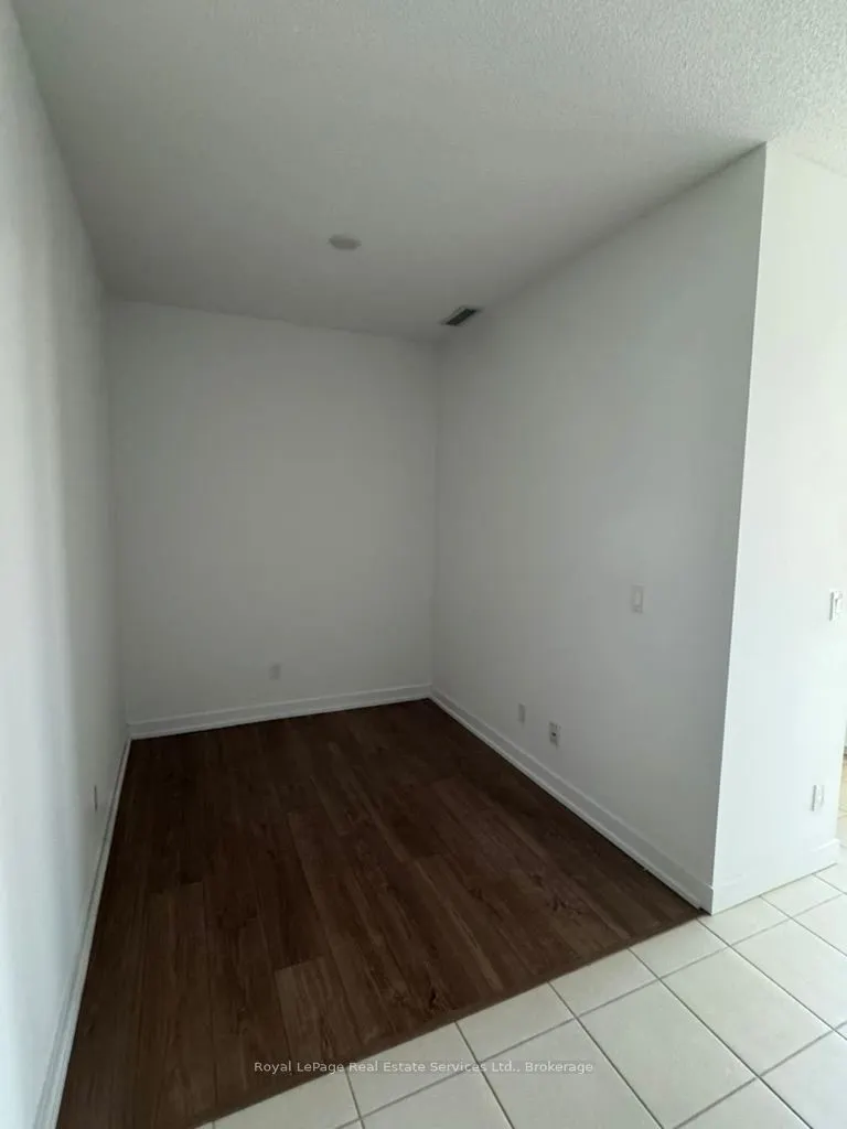 8 Trent Avenue, #213