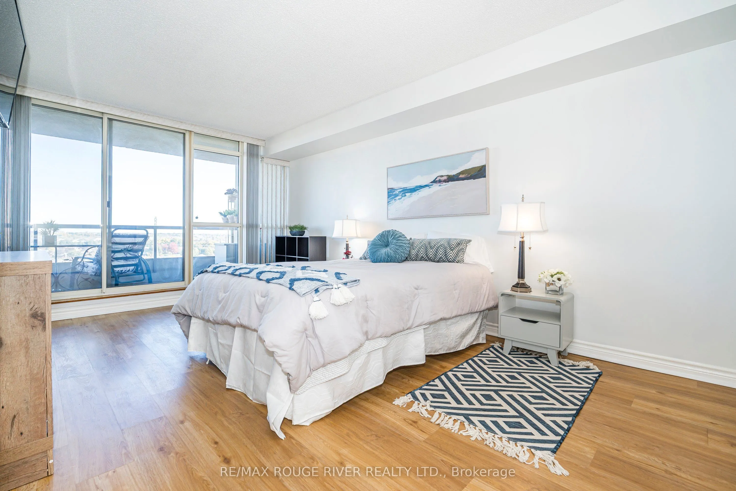 1890 Valley Farm Road, #1115