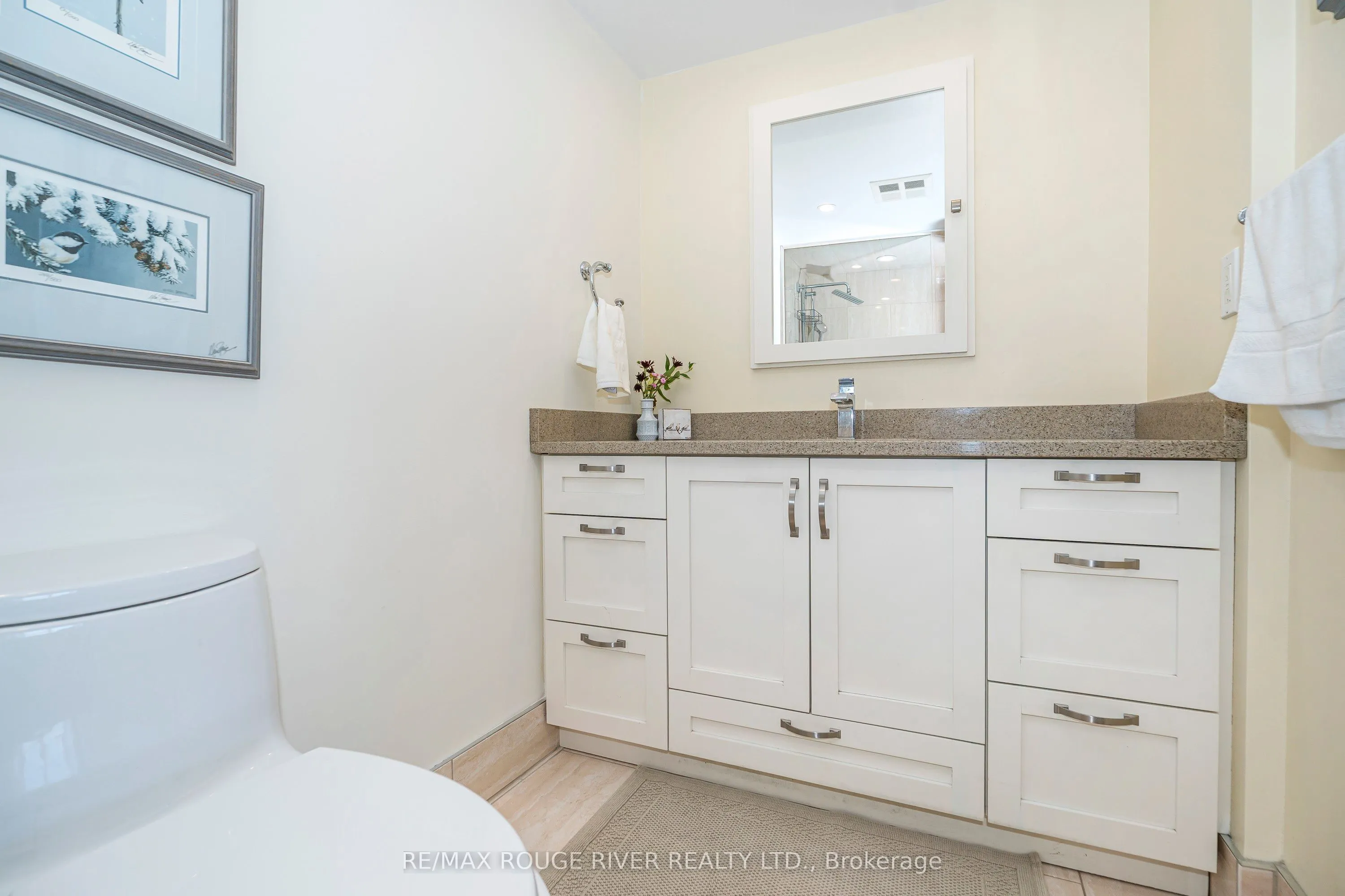 1890 Valley Farm Road, #1115