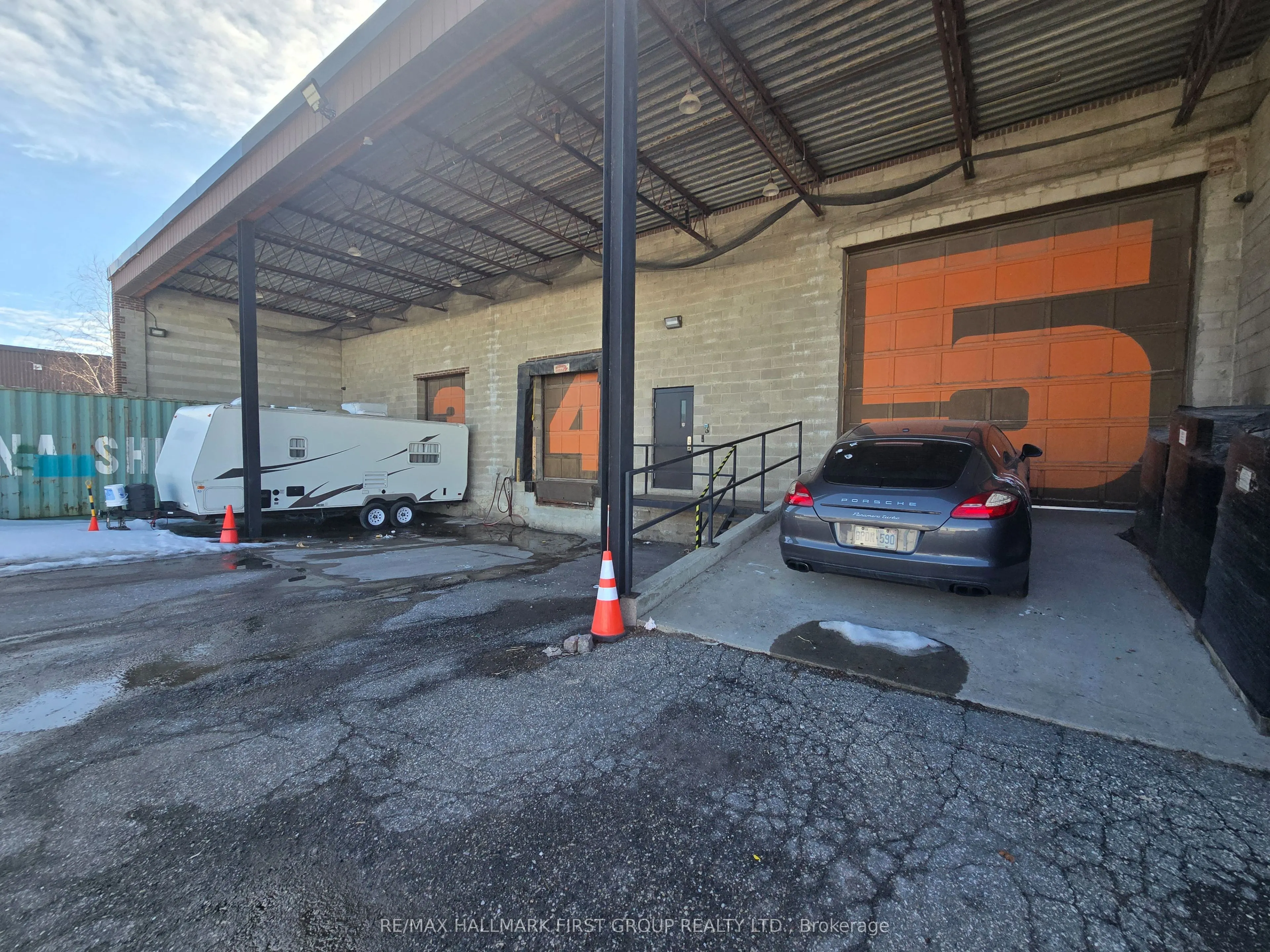 901 Dillingham Road, #B