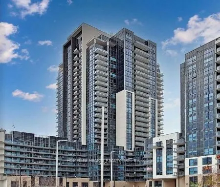 20 Meadowglen Place E, #822