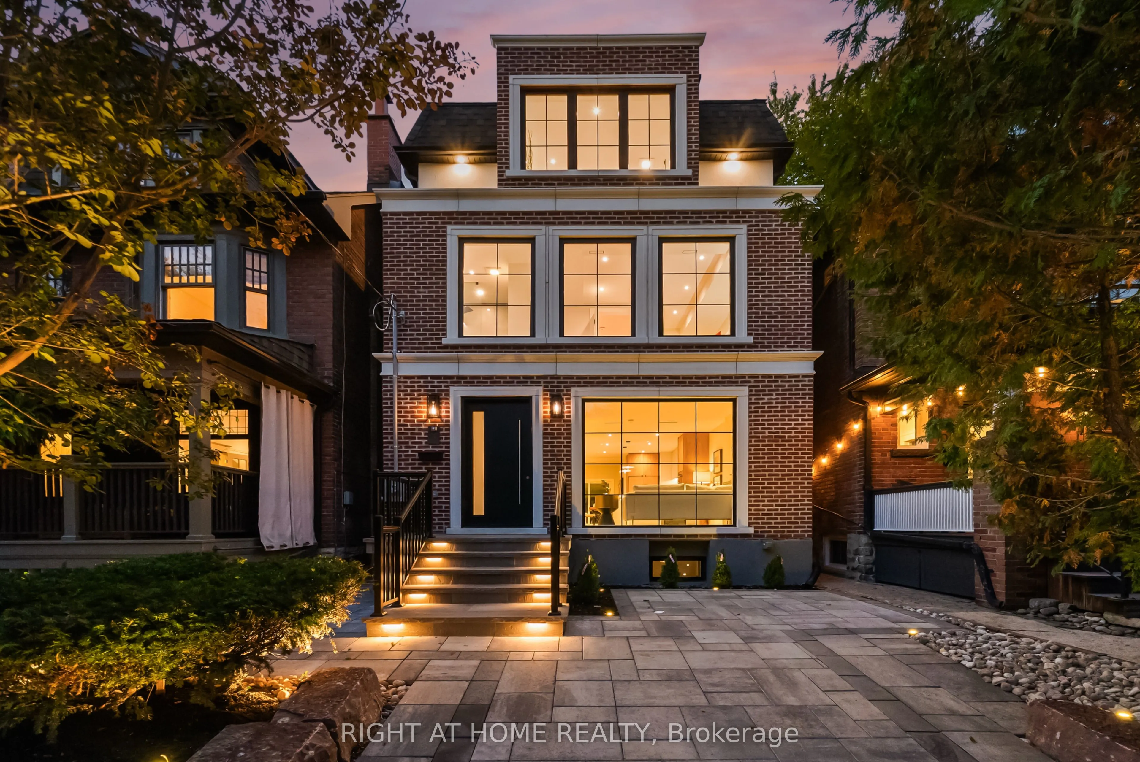 98 Dixon Avenue