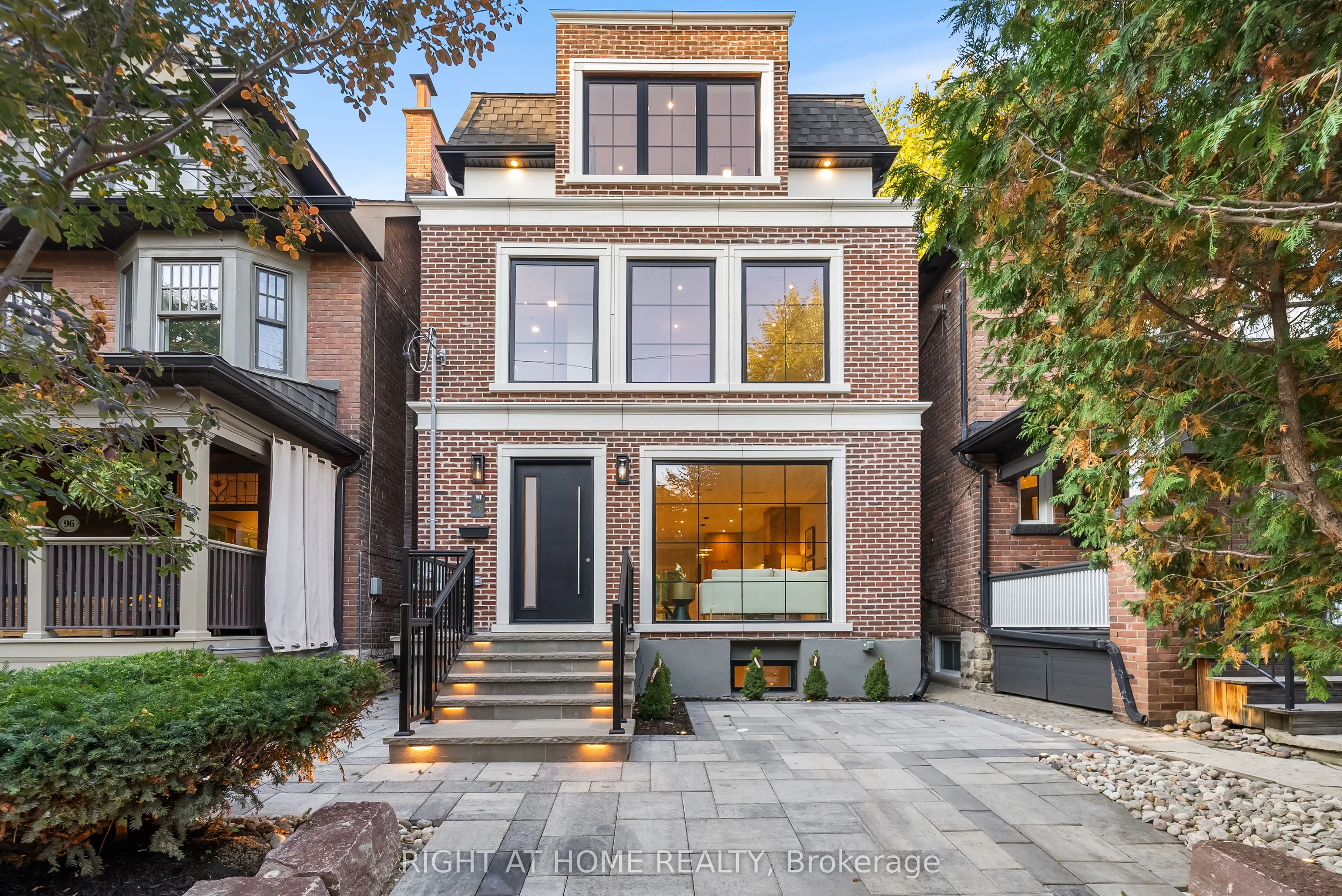 98 Dixon Avenue