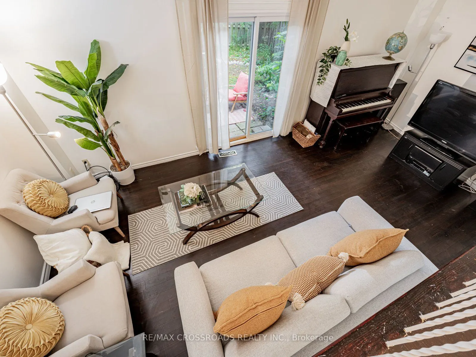 120 Beverly Glen Boulevard, #58