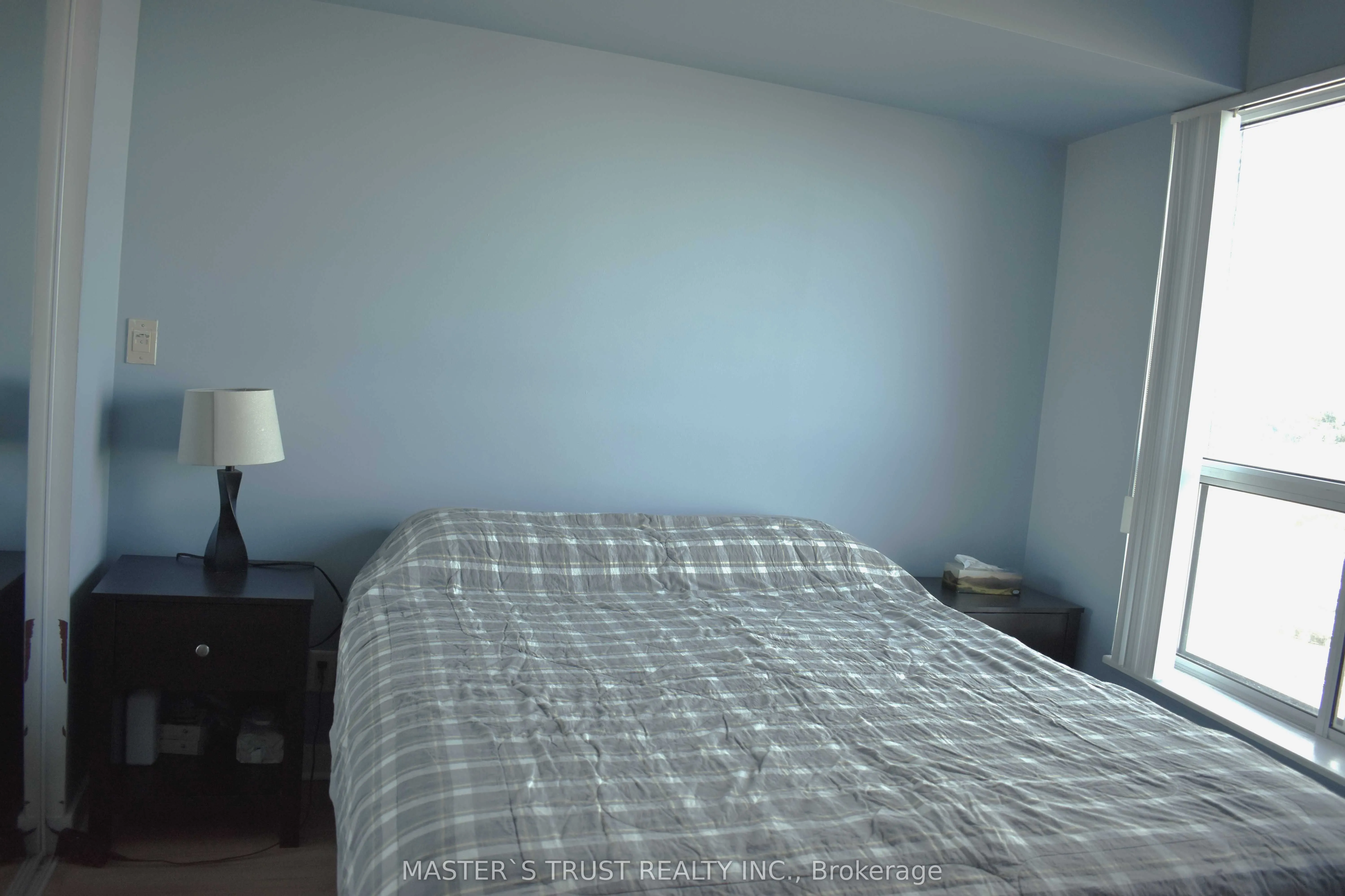 36 Lee Centre Drive, #702