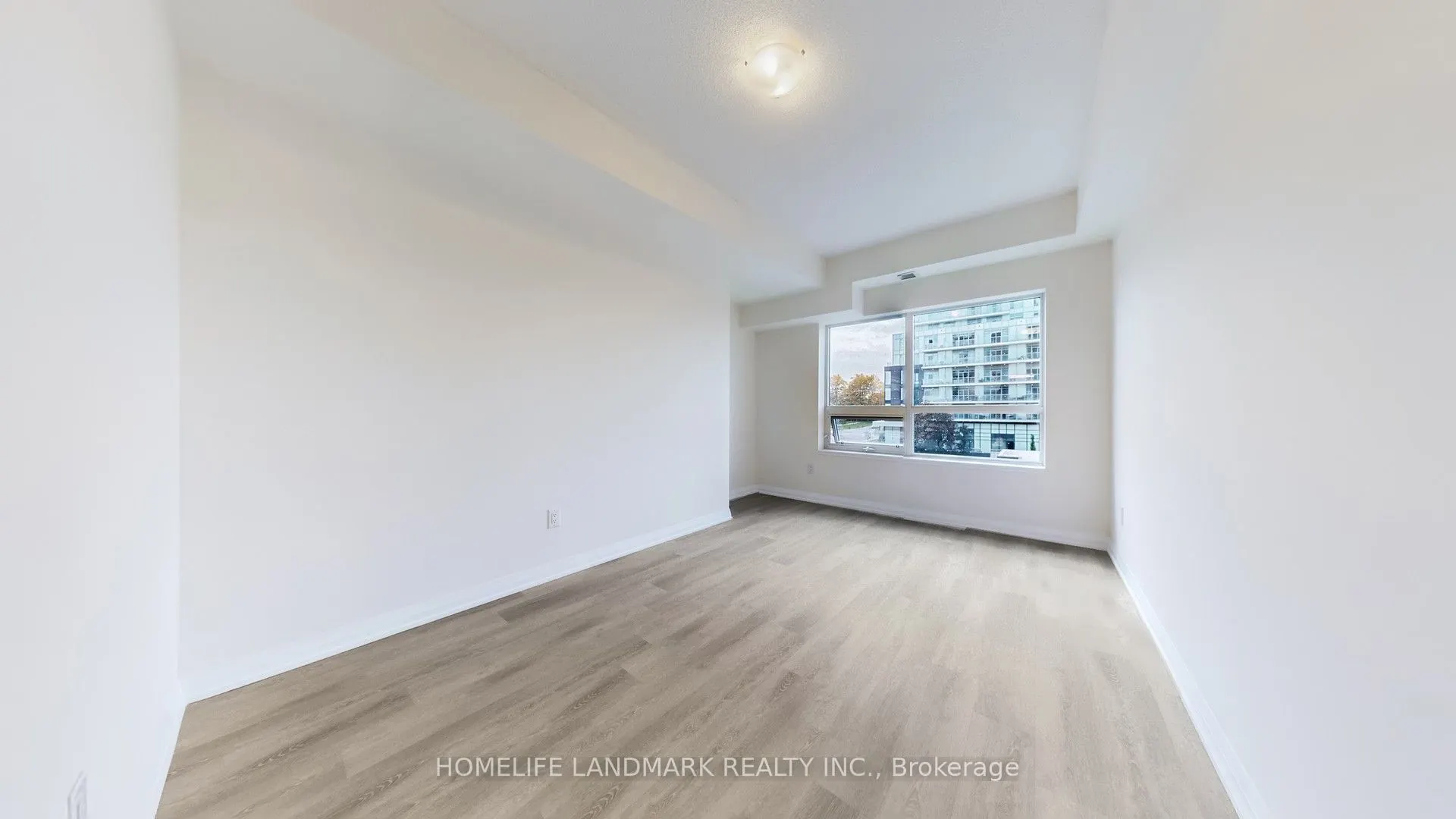 3260 Sheppard Avenue E, #401