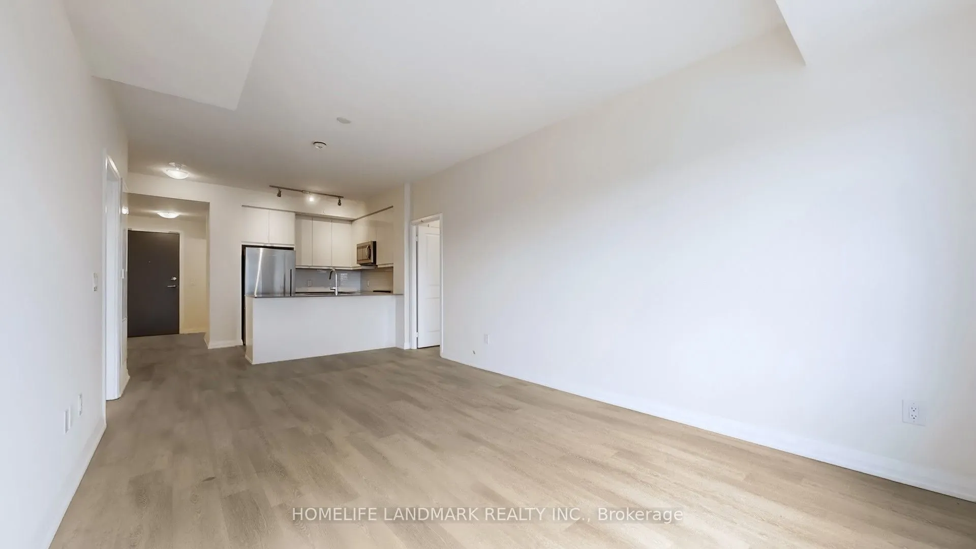 3260 Sheppard Avenue E, #401