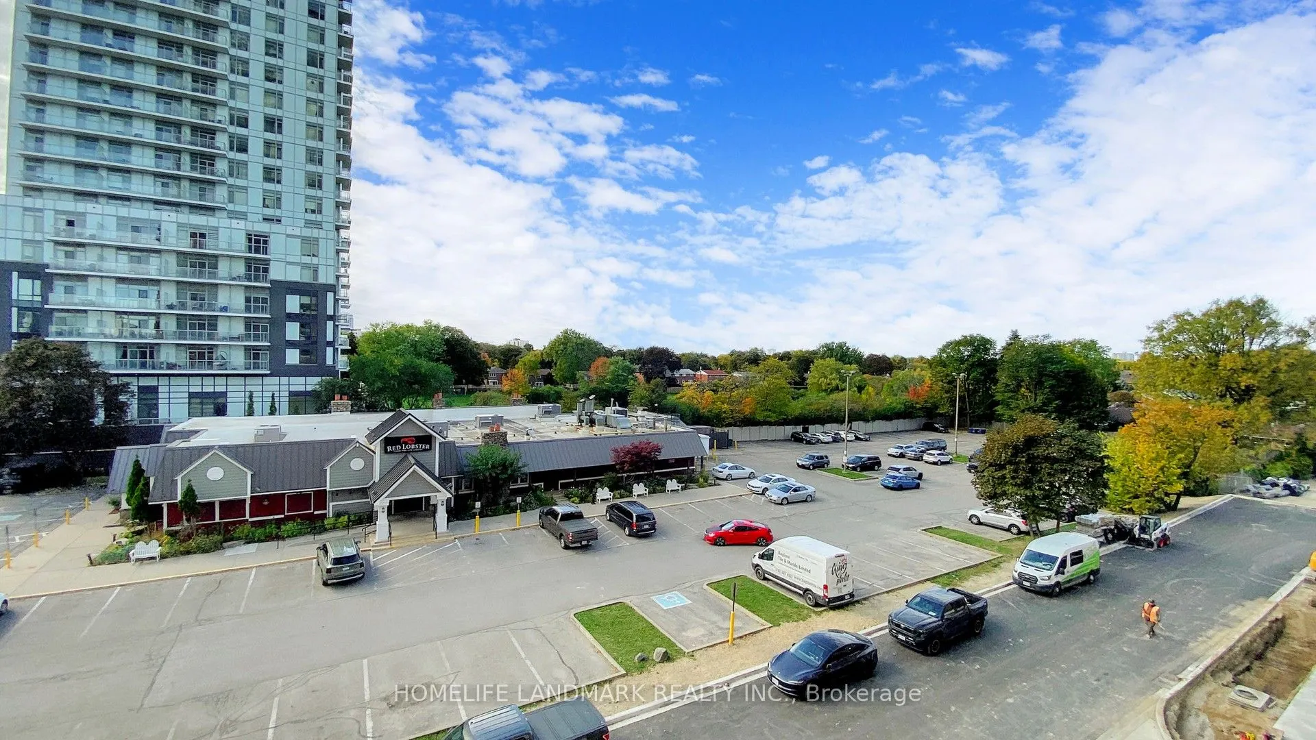 3260 Sheppard Avenue E, #401