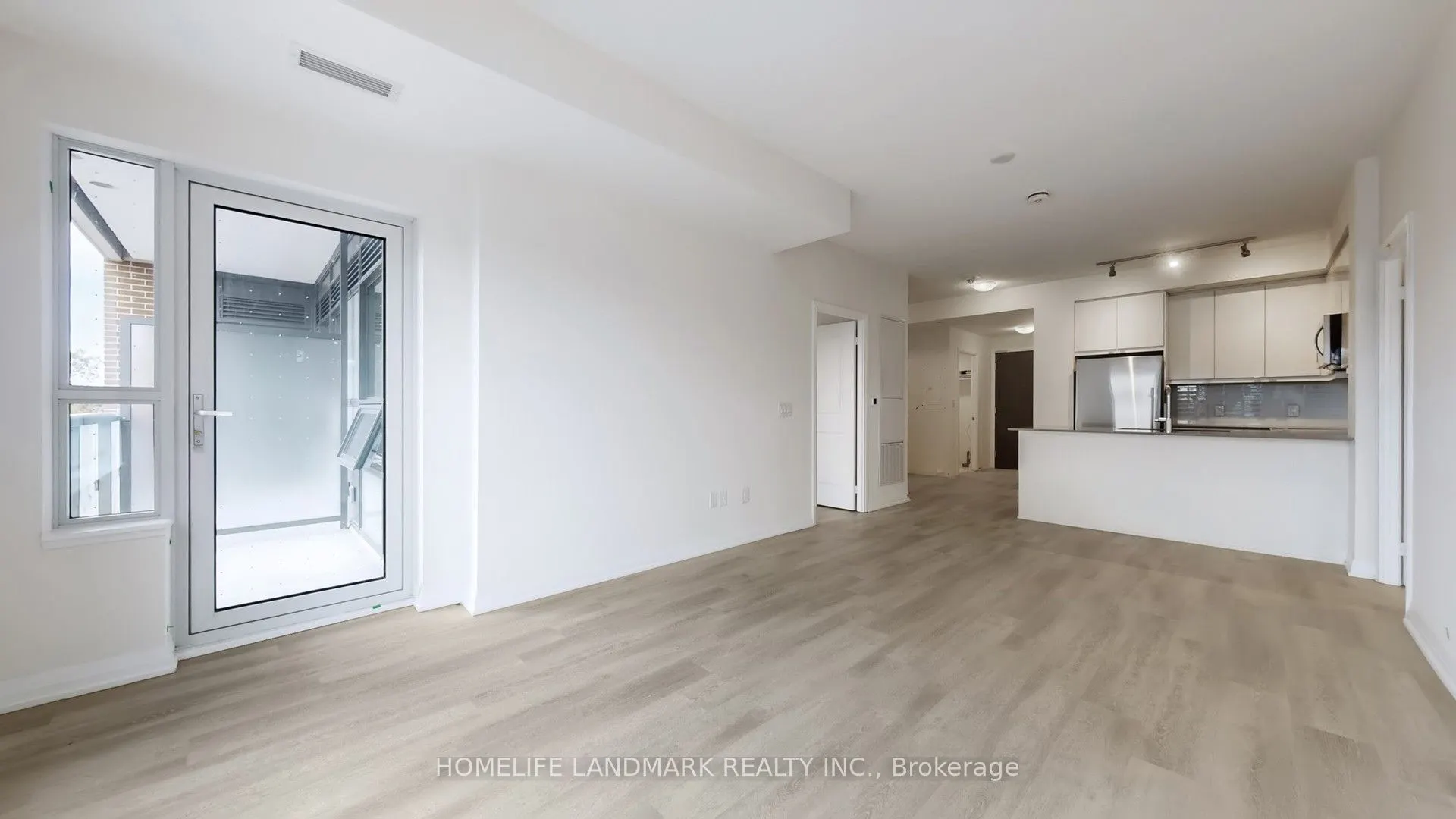 3260 Sheppard Avenue E, #401