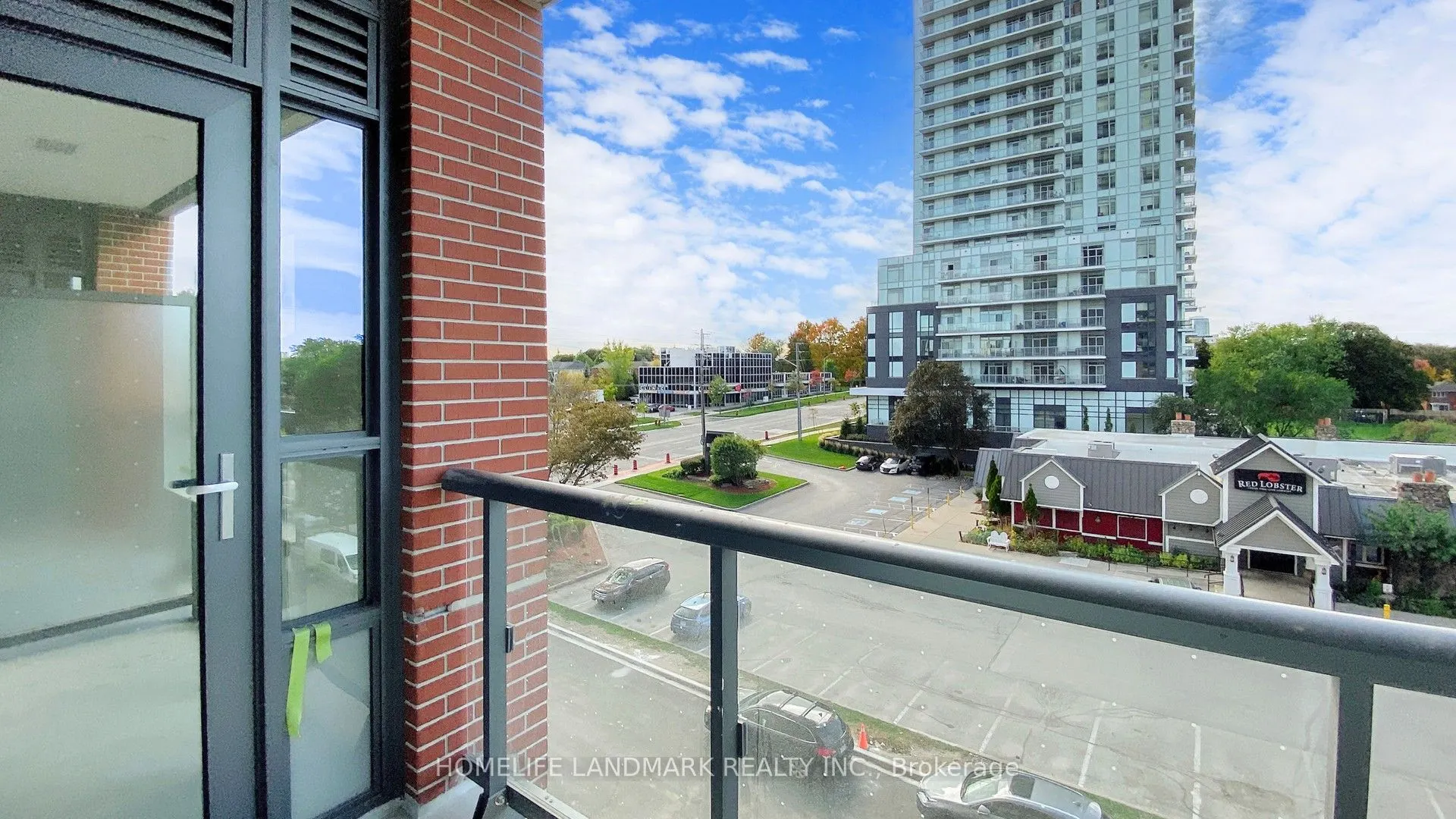 3260 Sheppard Avenue E, #401