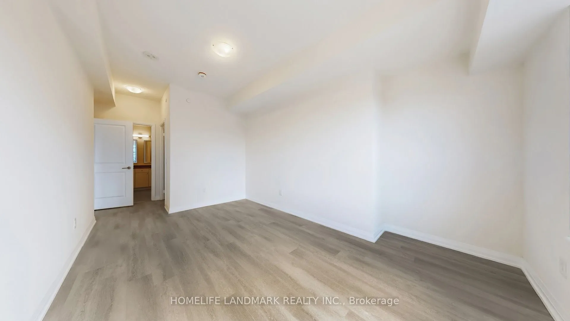 3260 Sheppard Avenue E, #401