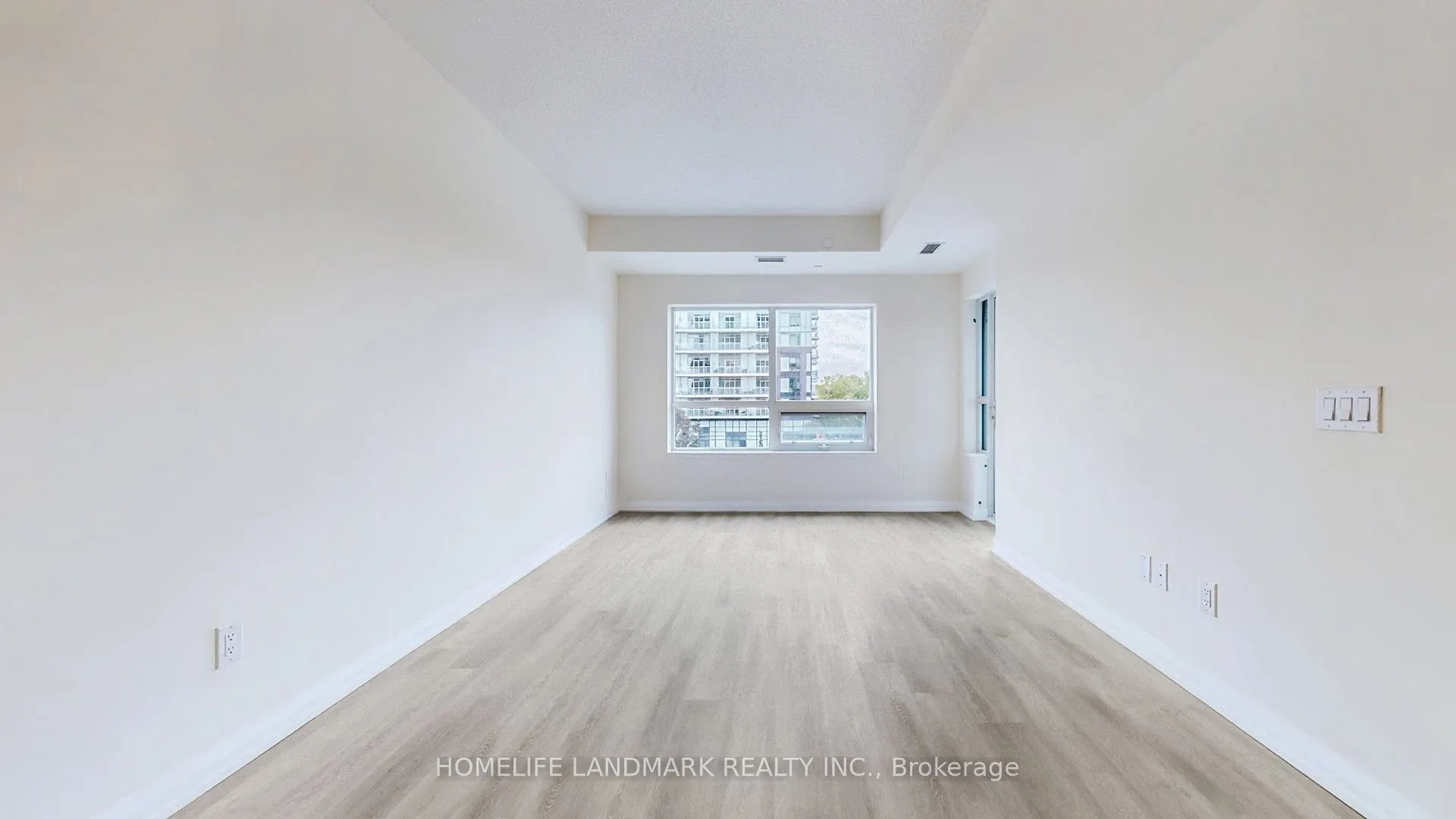 3260 Sheppard Avenue E, #401