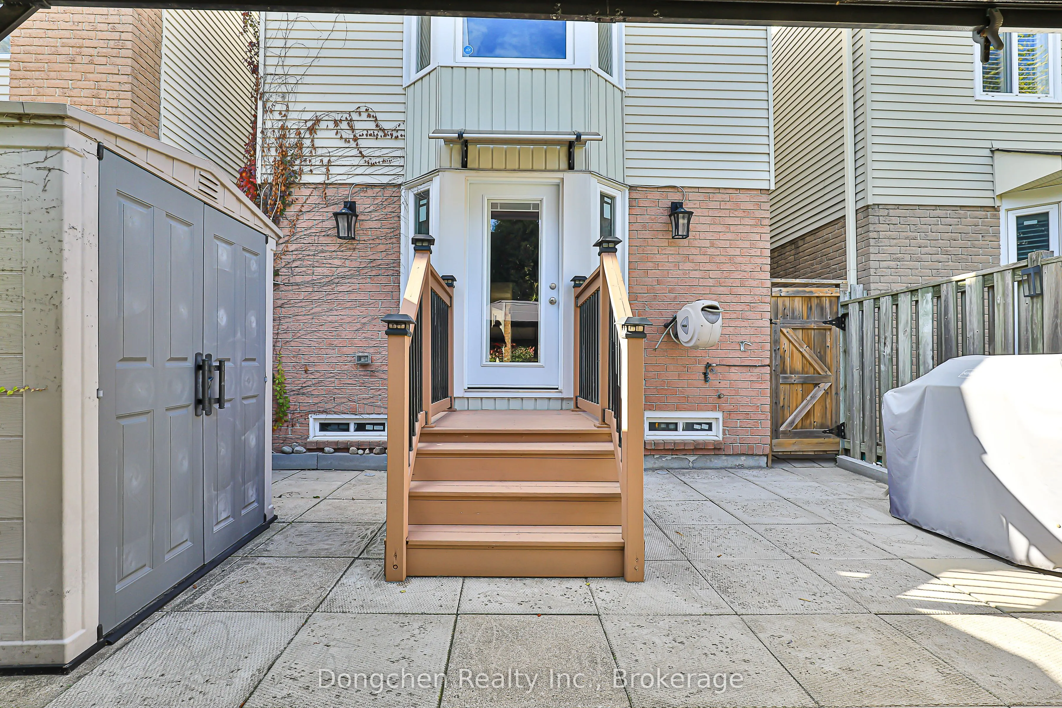 41 Sharrowbay Court