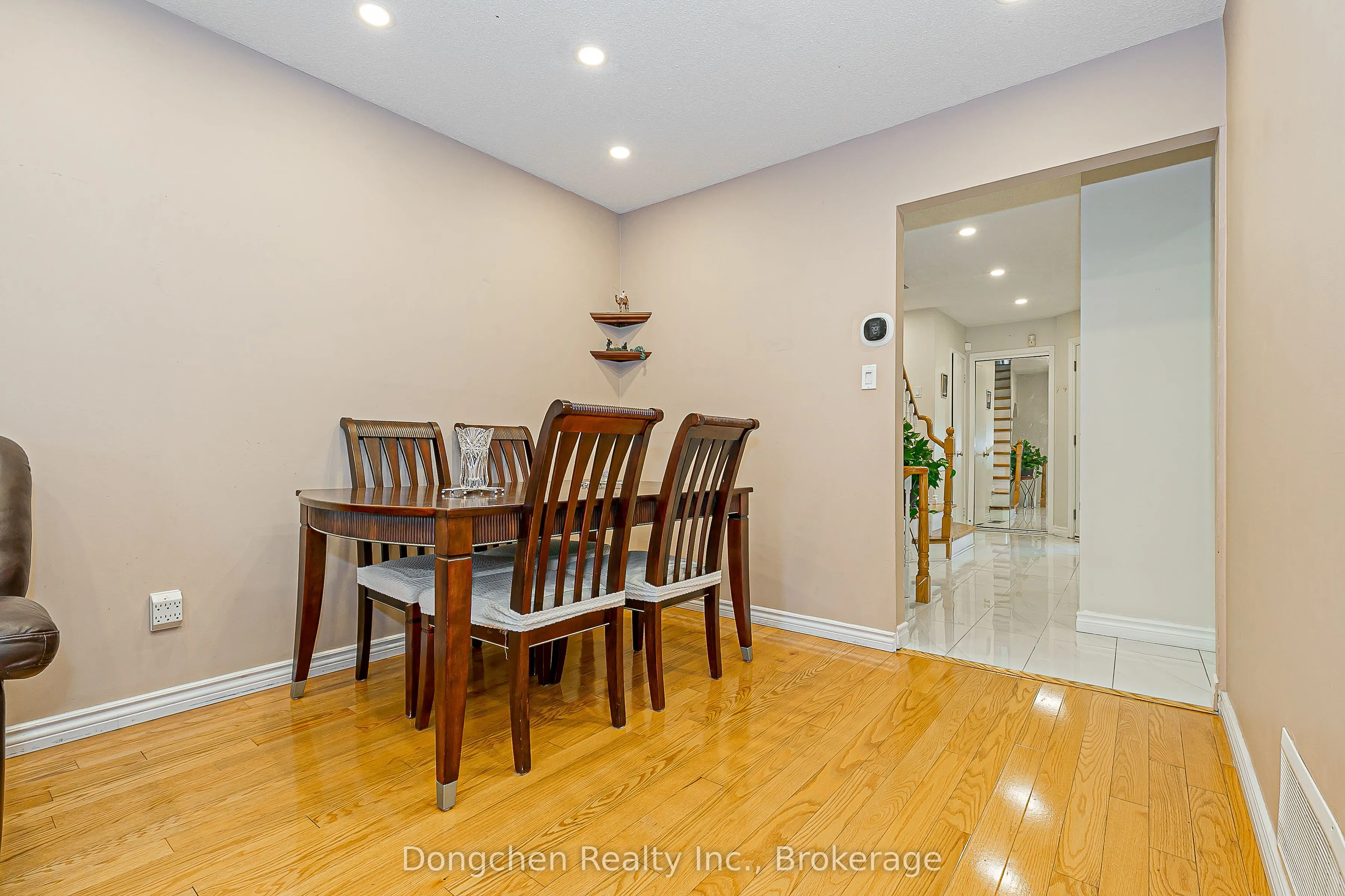41 Sharrowbay Court