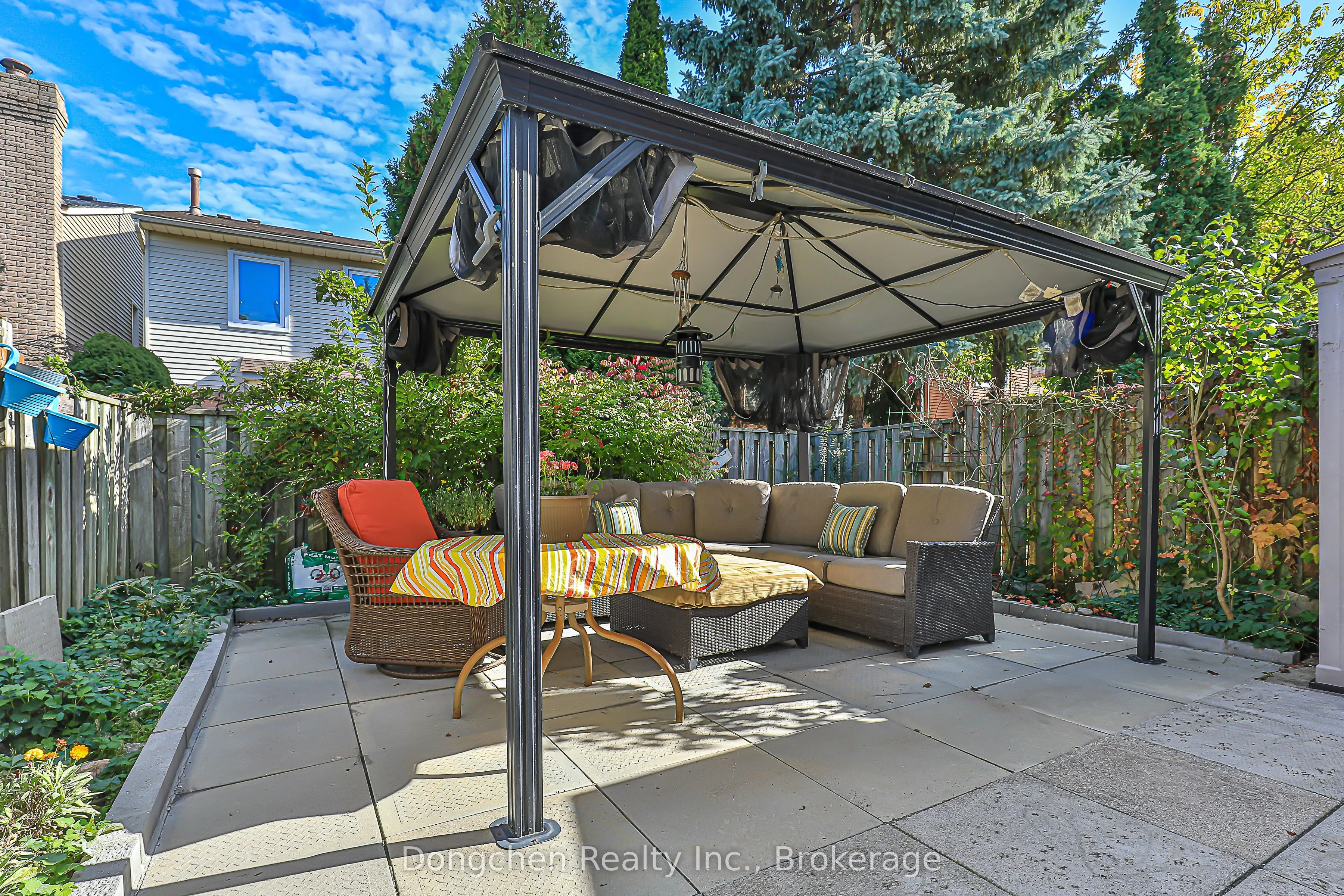 41 Sharrowbay Court