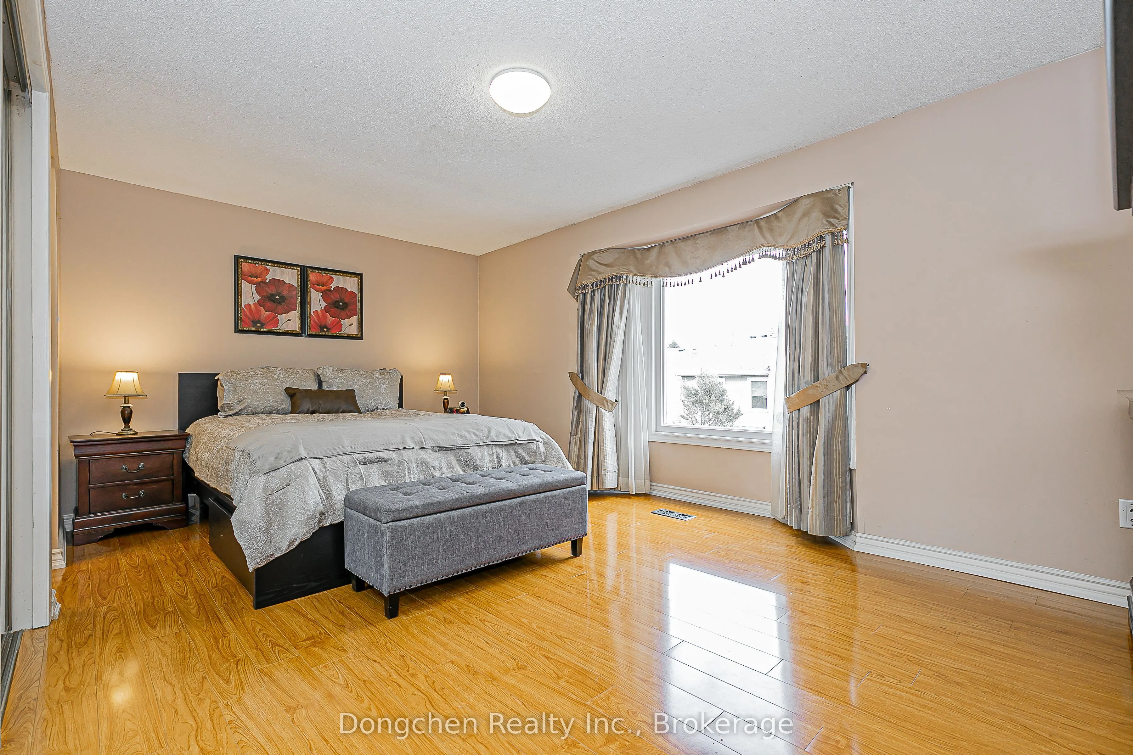 41 Sharrowbay Court