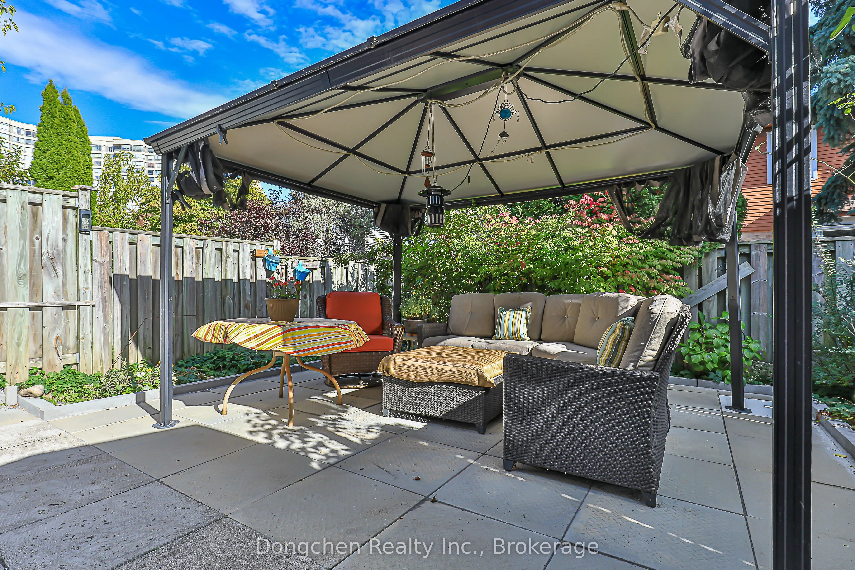 41 Sharrowbay Court