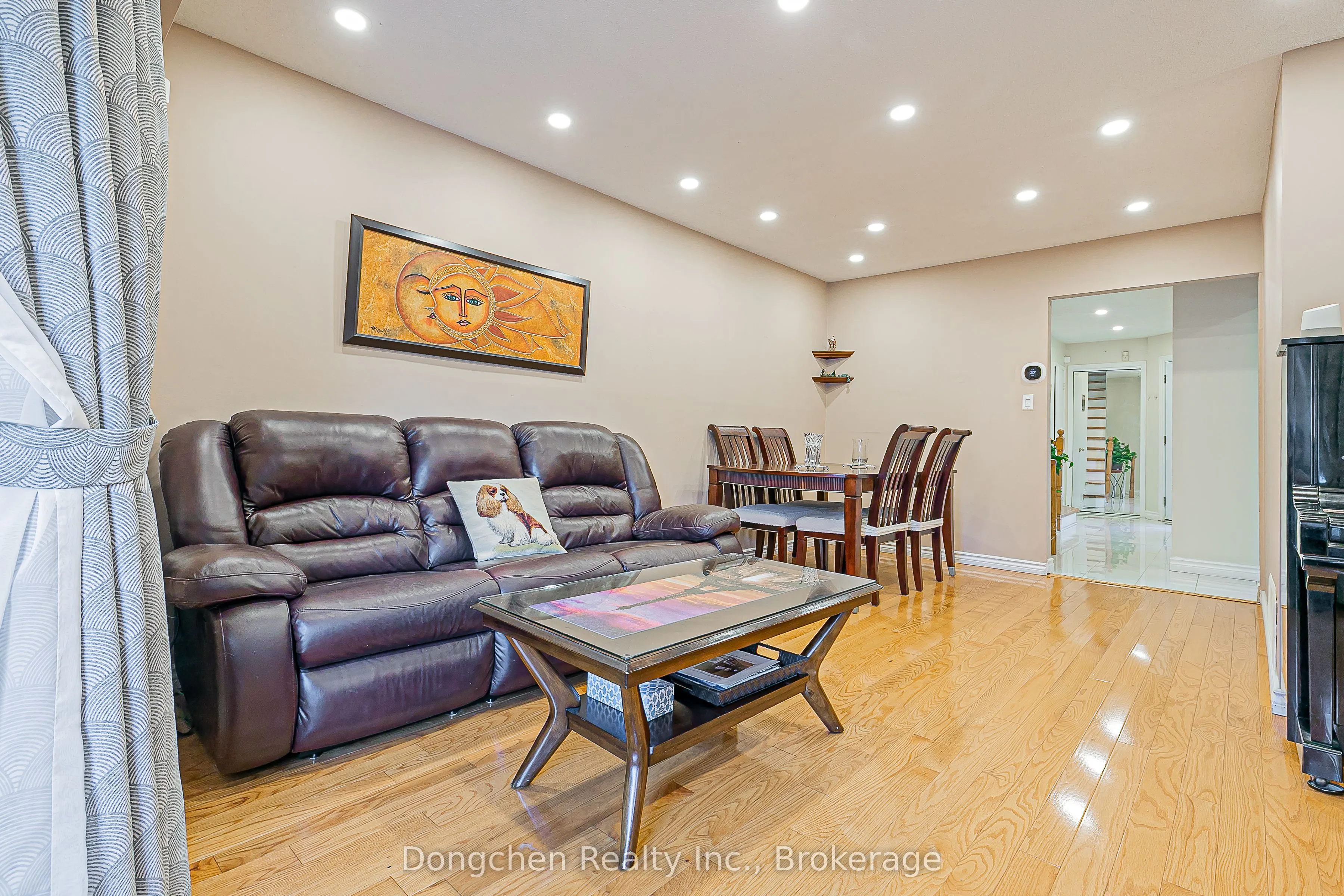 41 Sharrowbay Court