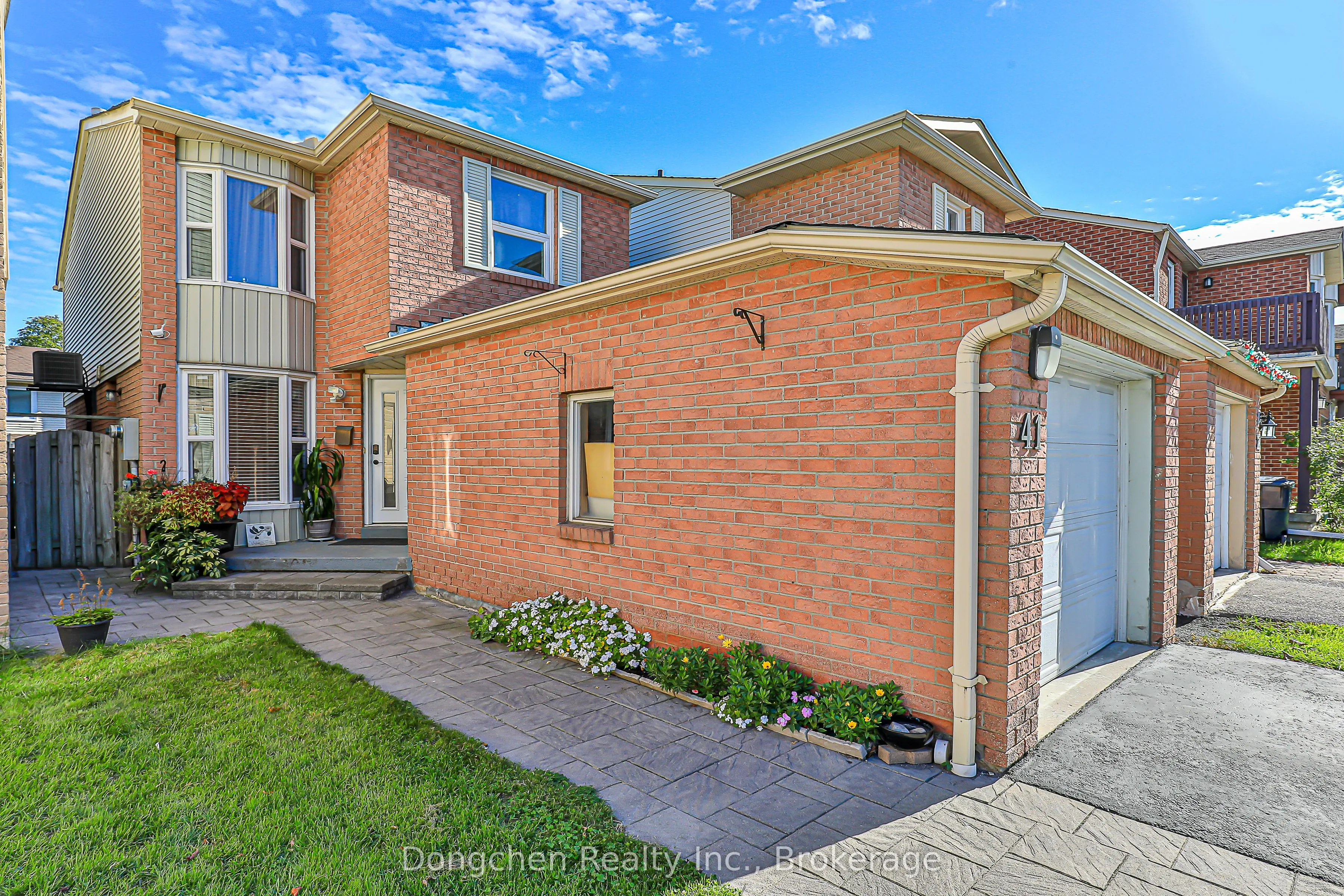41 Sharrowbay Court
