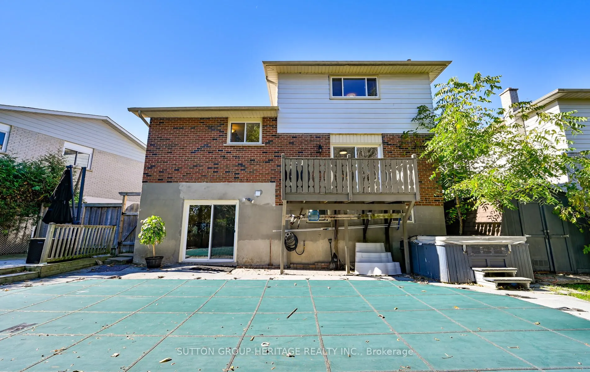 602 Antigua Crescent