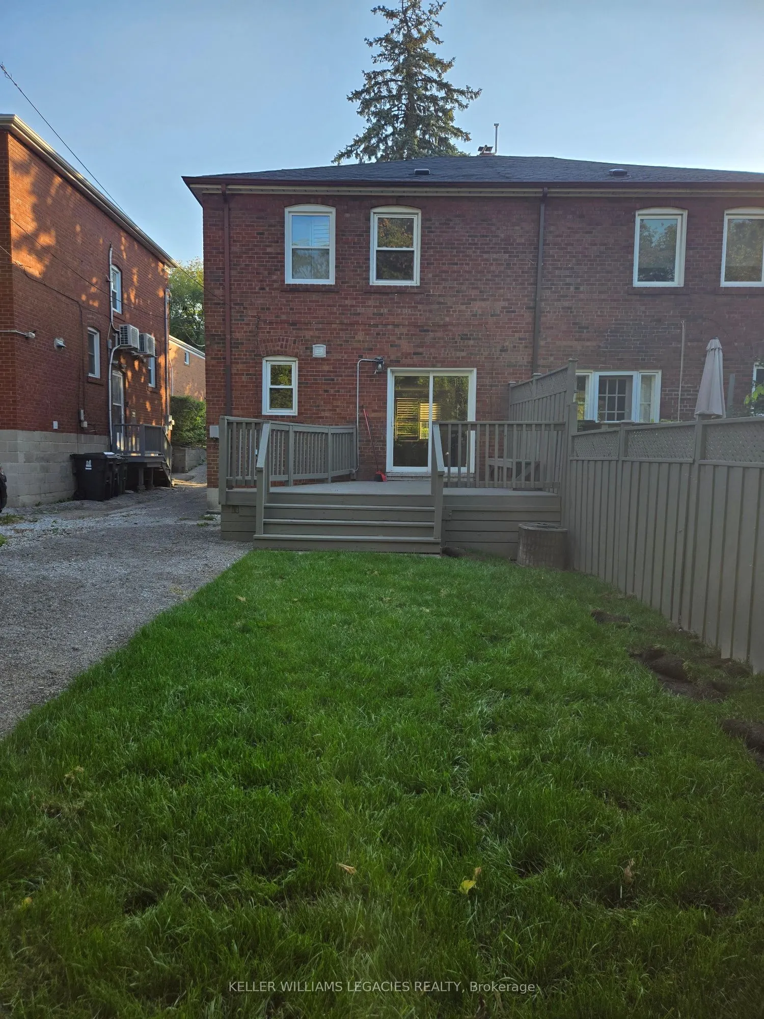 140 Bellefair Avenue