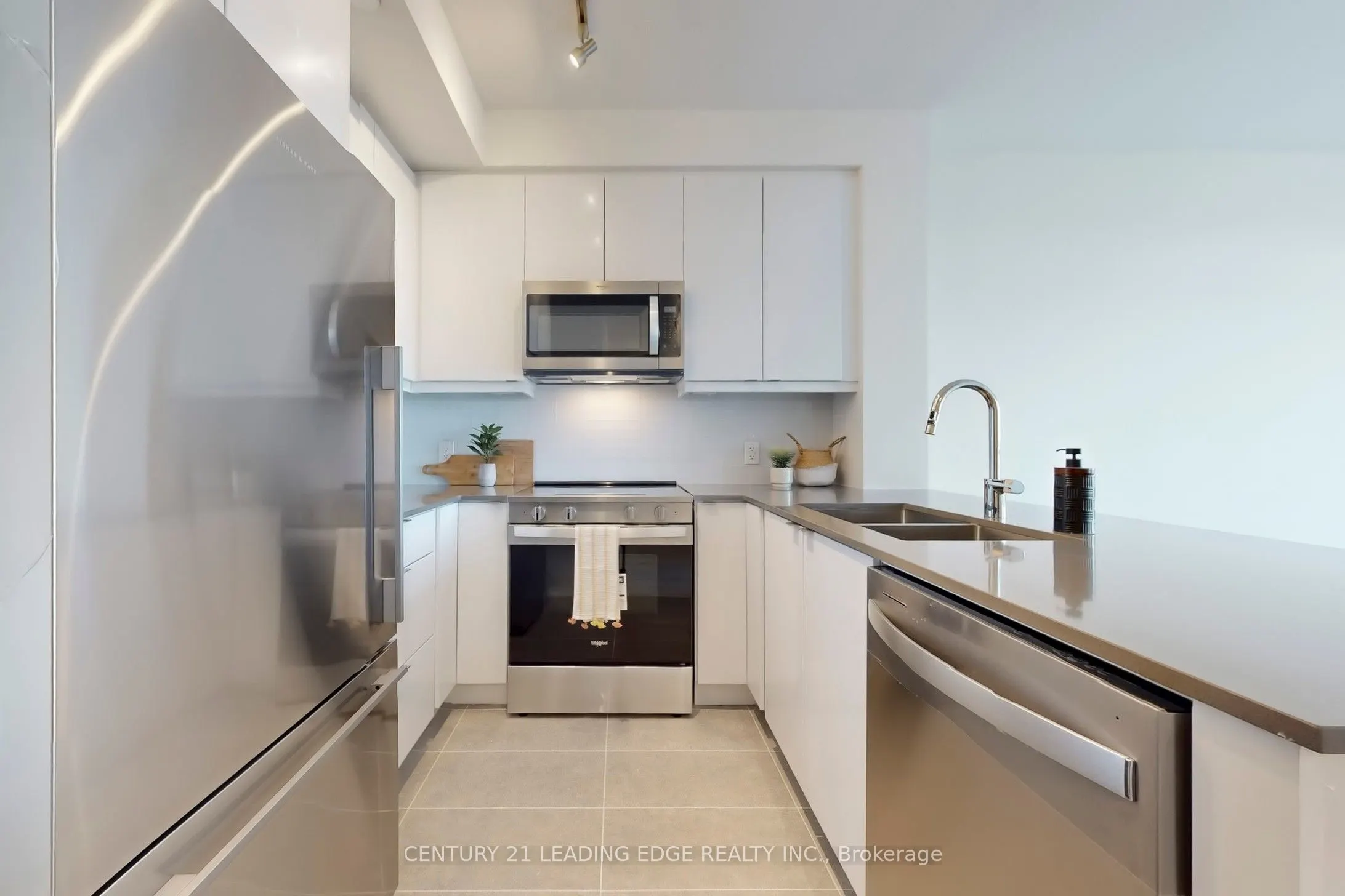 3270 Sheppard Avenue E, #1528