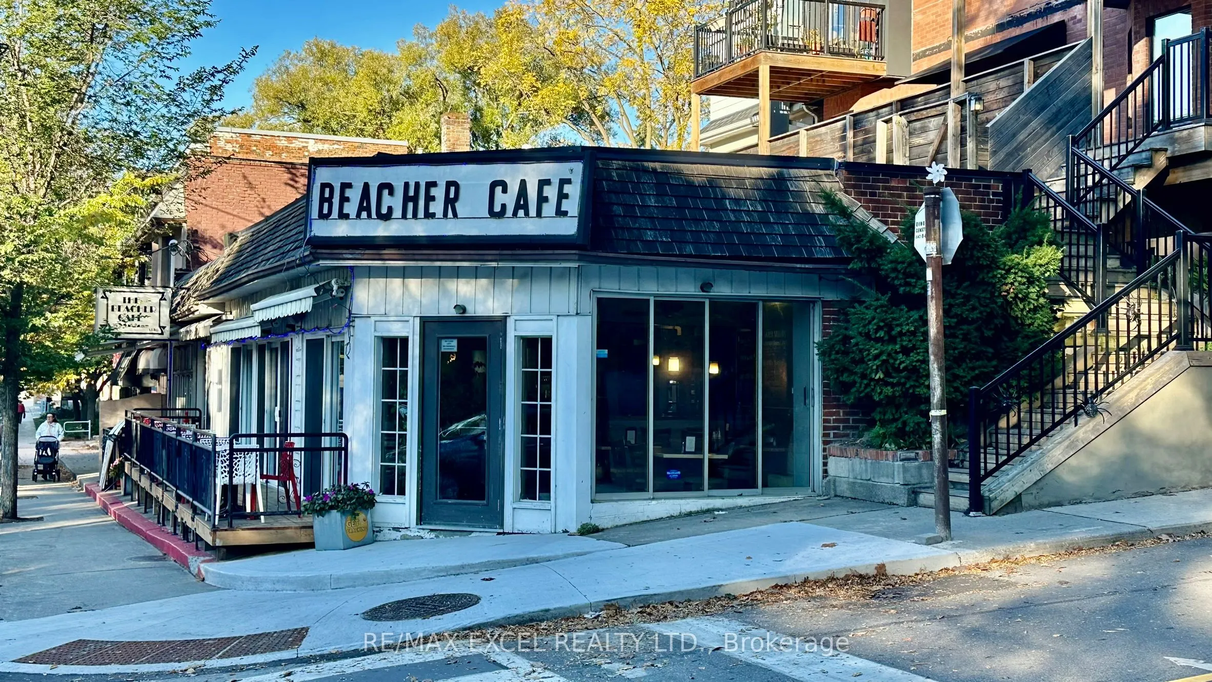 2162 Queen Street E
