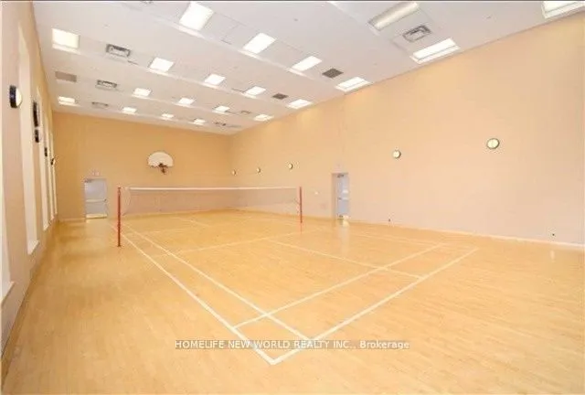 11 Lee Centre Drive, #309