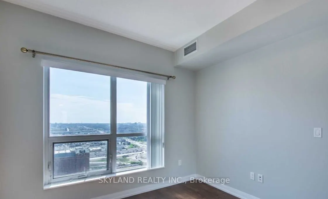 275 Village Green Square, #3225
