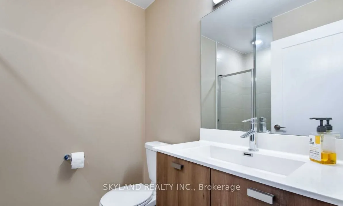 275 Village Green Square, #3225